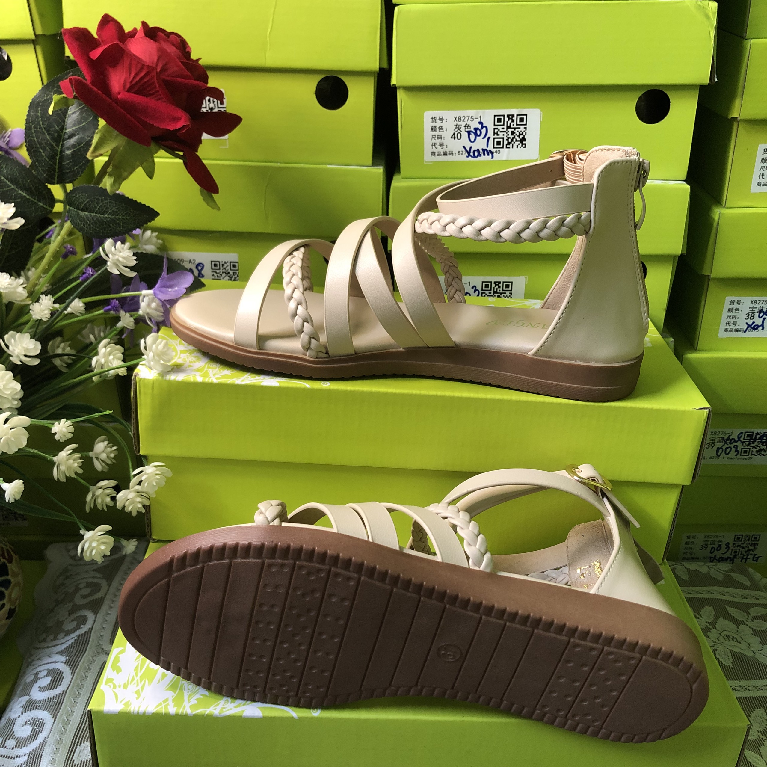 Sandal Nữ XIANGLV Đế Bằng Cổ Cao Khóa Kéo