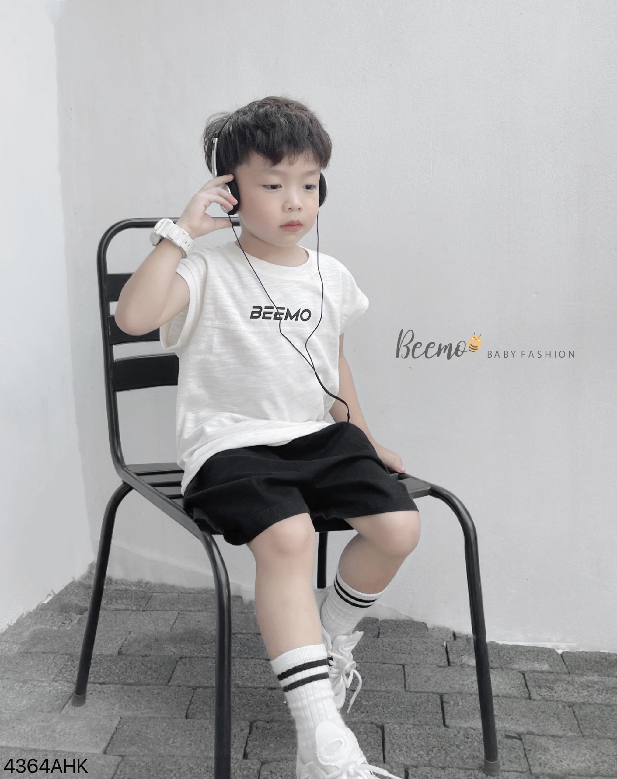 Mô tả Áo 3 lỗ Beemo chữ nổi trước ngực vải cotton thoáng mát mặc mùa hè, đi học, đi chơi cho bé trai từ 9-24kg 4364AHK - 1