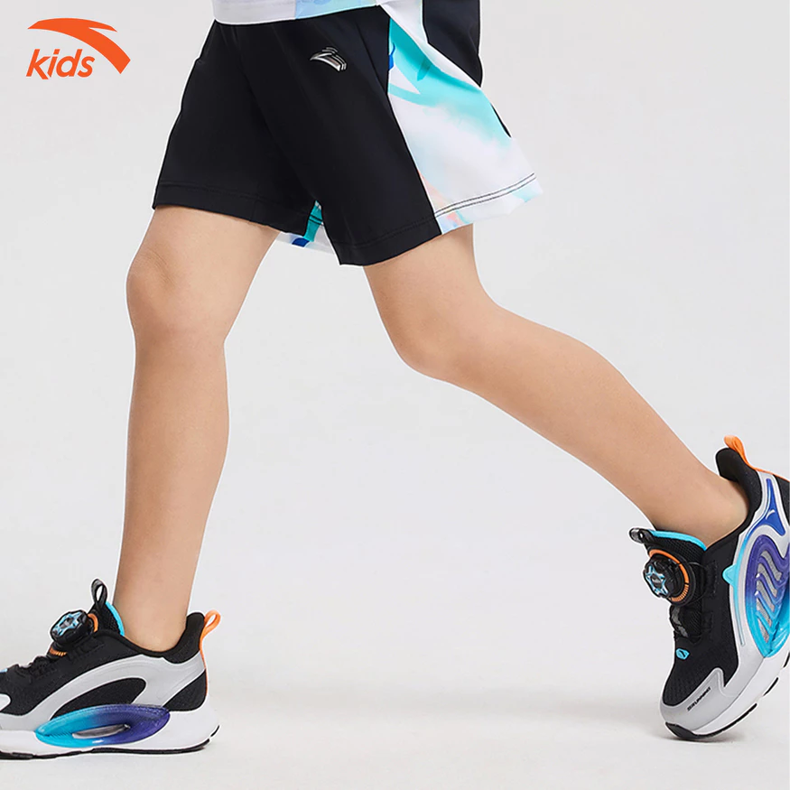 Quần Lửng Thể Thao Bé Trai Anta Kids Running 3524B9502 - Họa tiết