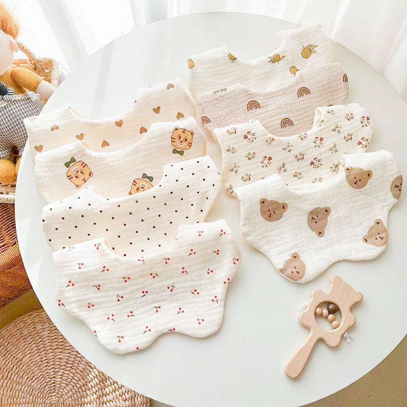 Mô tả Yếm Tròn Hình Hoa Xô Muslin Siêu Mềm, Mịn Cho Bé Từ Sơ Sinh Đến Khi Ăn Dặm - 6