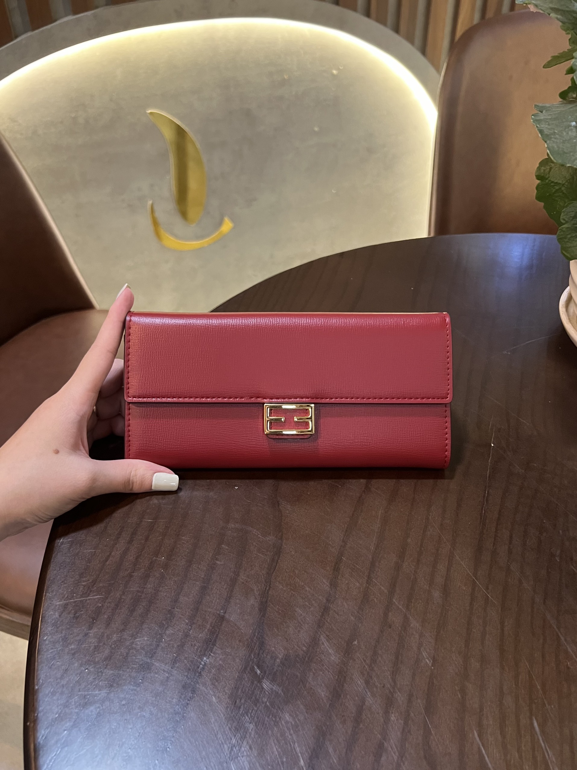 Ví Nữ Dài Cầm Tay TAILIAN TL69 - Chi tiết khoá