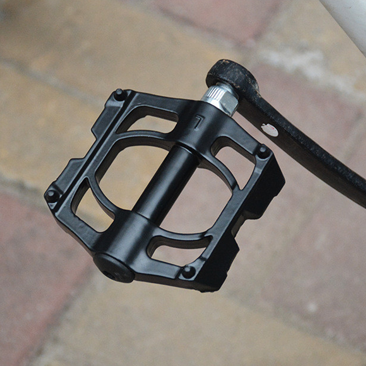 Mô tả Bàn Đạp Xe Đạp 1 Cặp (2 Chiếc) Pedal Cho Xe Đạp Thể Thao Bằng Hợp Kim Thép Nhôm Chống Trượt Chính Hãng Amalife - 2