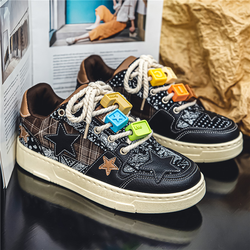 Giày Sneaker 2024