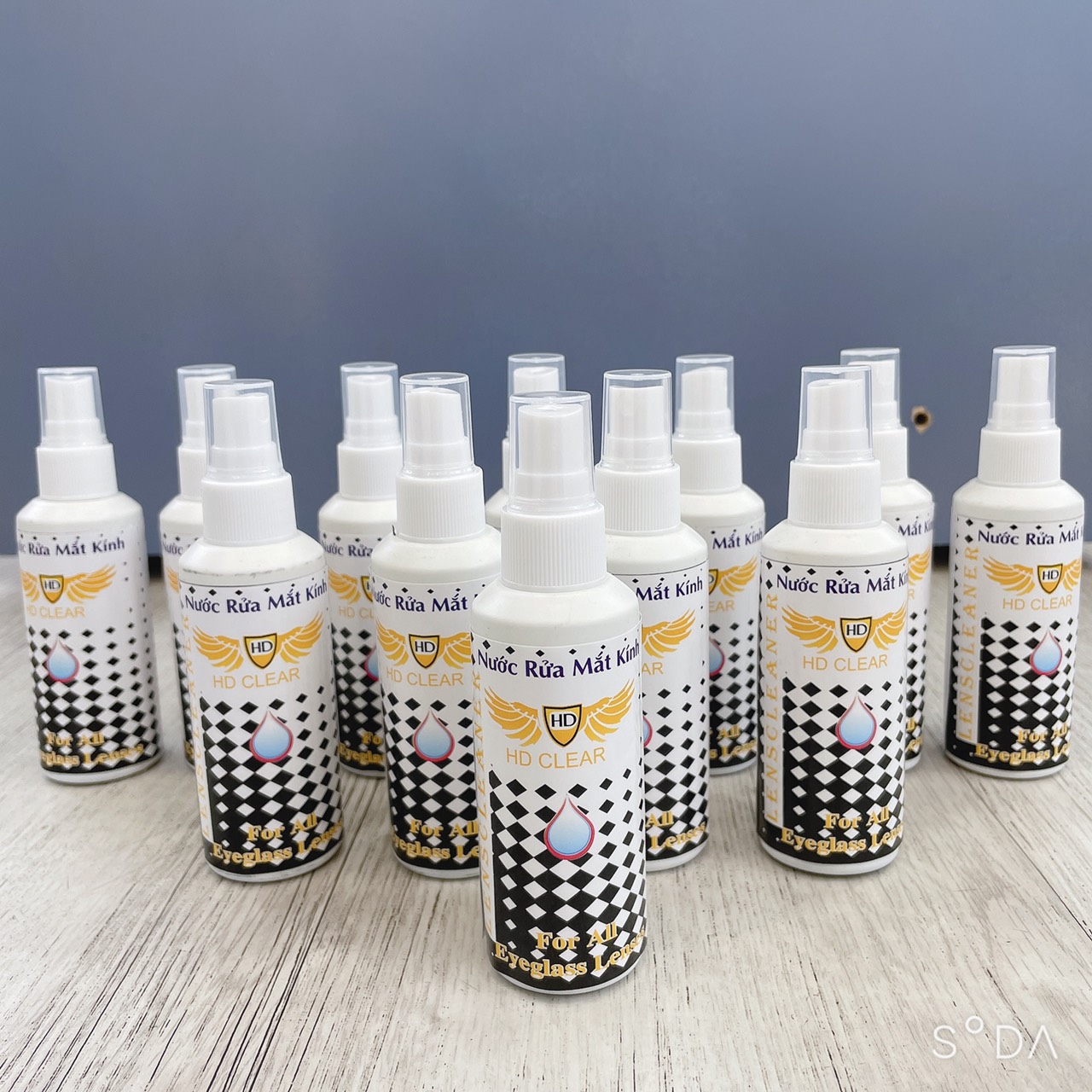 Mô tả Nước Rửa, Xịt Vệ Sinh Kính Chuyên Dụng Chai Nhựa 60ml SHADY - 1