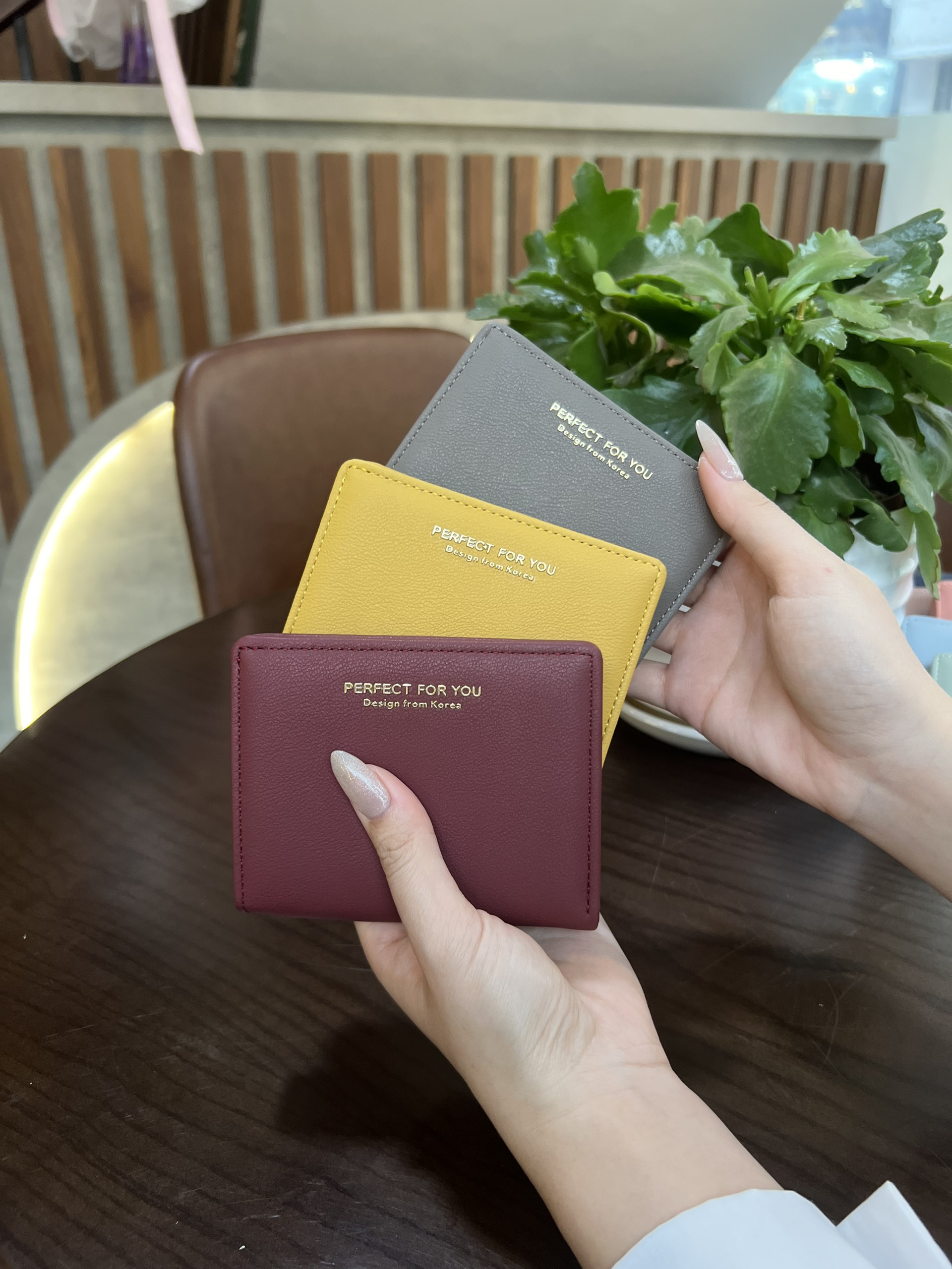 Mô tả Ví Nữ Mini Cầm Tay PERFECT FOR YOU Đựng Tiền Nhỏ Gọn Dáng Vuông Da Cao Cấp Cực Đẹp PFY01 - Tukado - 10