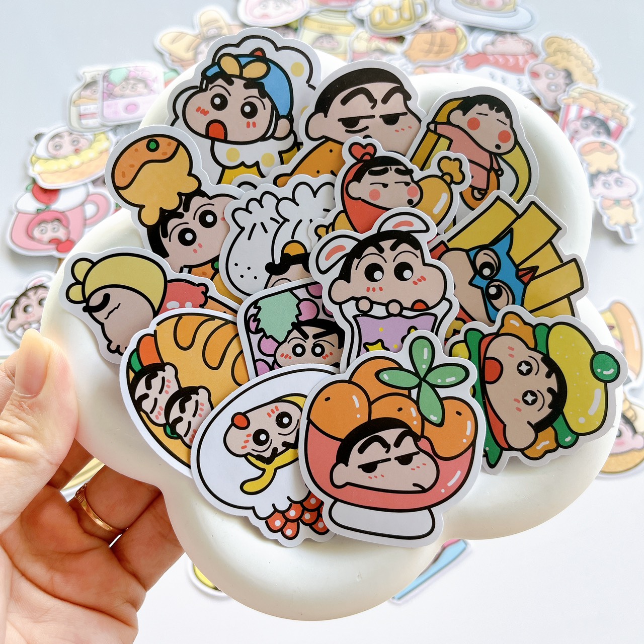 100 sticker Shin cậu bé bút chì phong cách đồ ăn hình dán cắt sẳn không ...
