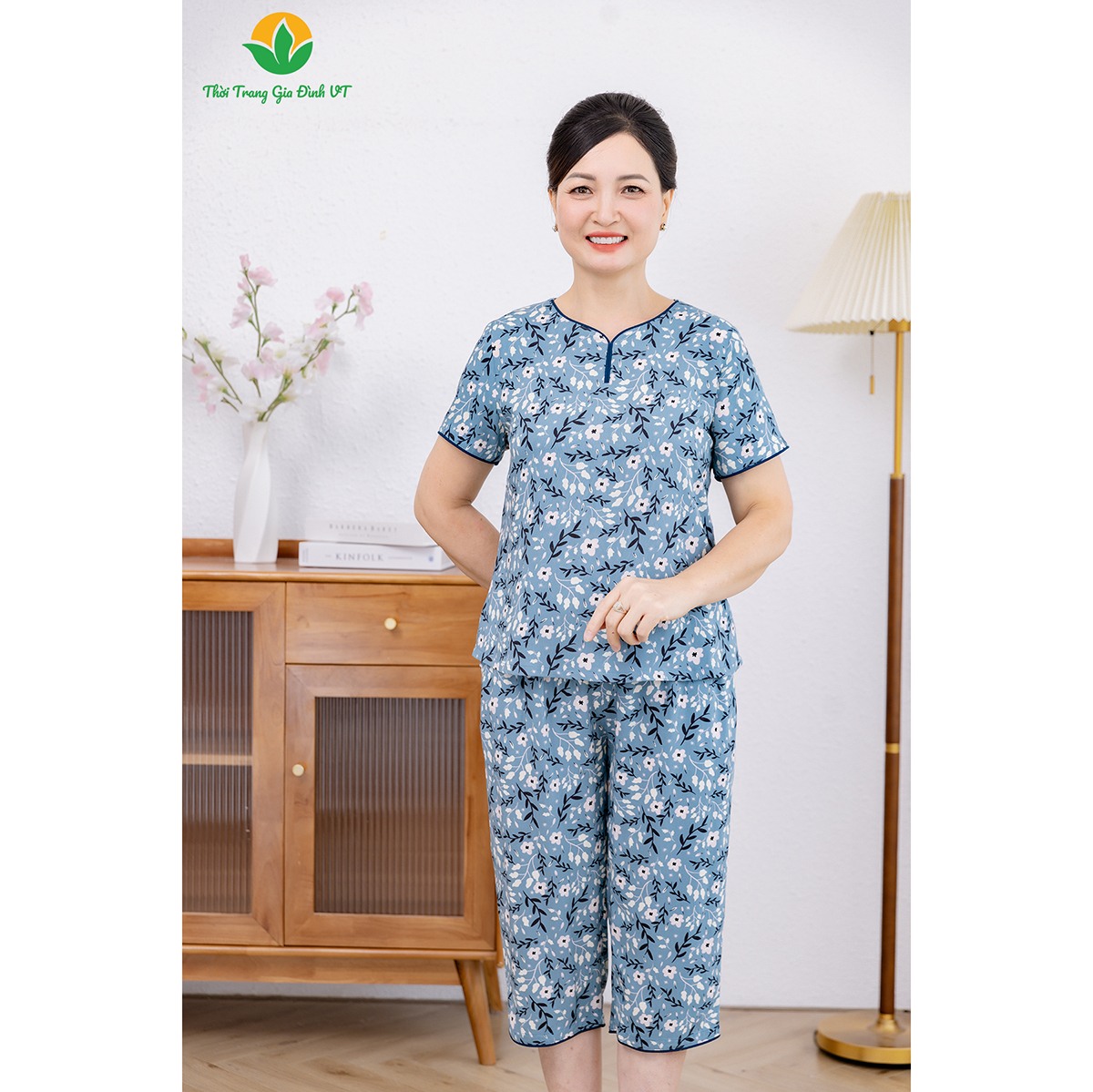 Mô tả Bộ lanh trung niên quần lửng áo cộc tay cổ lé màu thời trang Việt Thắng - B06.2422 - 5