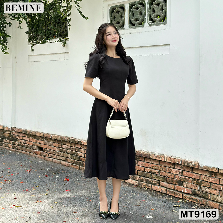 Mô tả Đầm thiết kế cổ tròn dáng xòe dài BEMINE MT9169 - 1