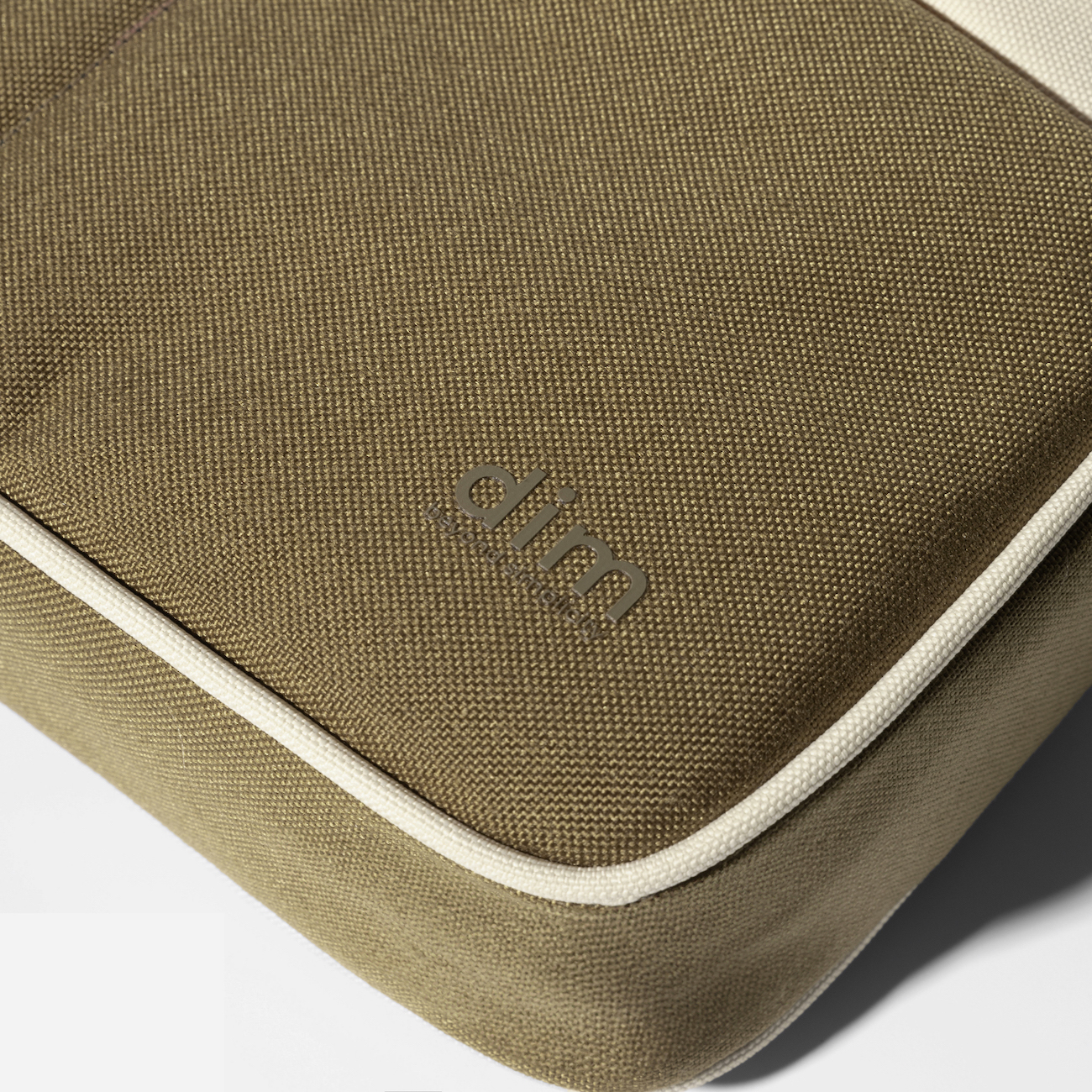 Mô tả Túi đeo chéo DIM Subway Bag - 5 màu - 5