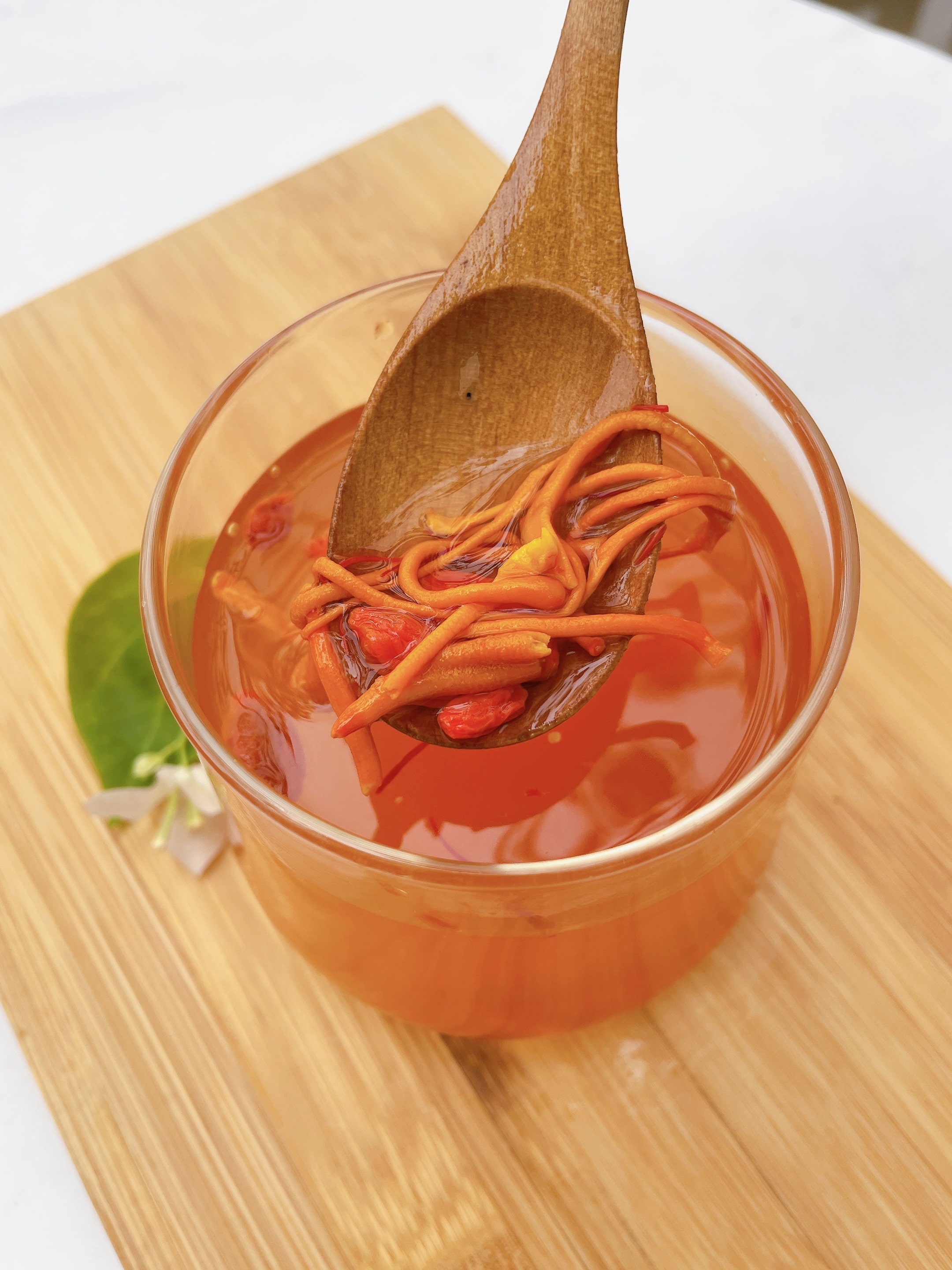 Mô tả Mật ong Saffron Đông trùng hạ thảo kỷ tử 380ml - 1