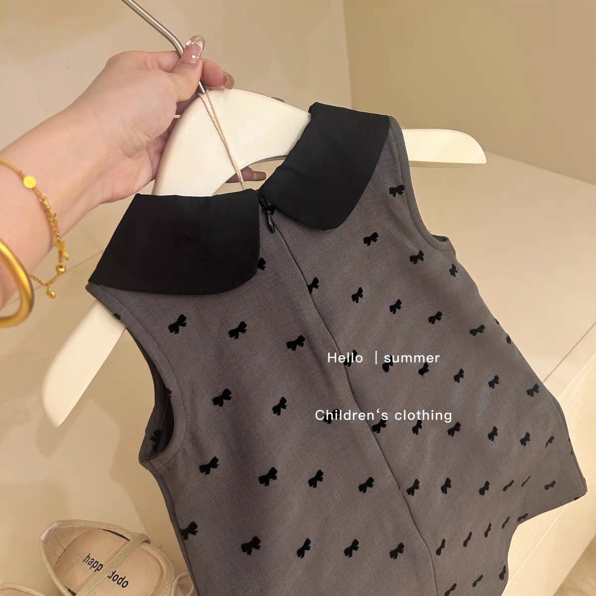 Mô tả Váy Sát Nách Họa Tiết Nơ Màu Xám Cho Bé Gái 1 2 3 4 5 Tuổi MINTSCLOSET Quảng Châu - GV0207 - 5