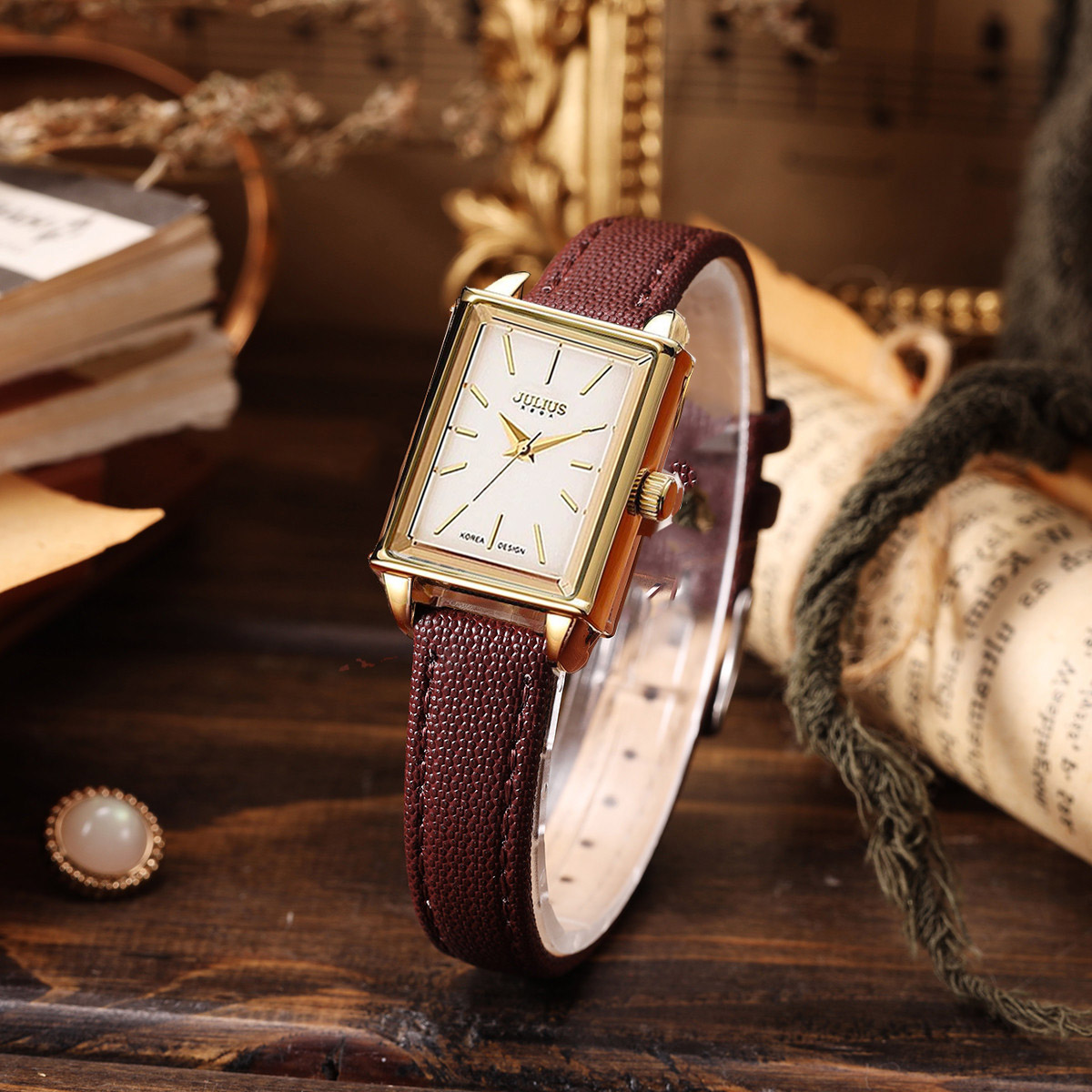 Đồng hồ Julius nữ JA-787 dây da