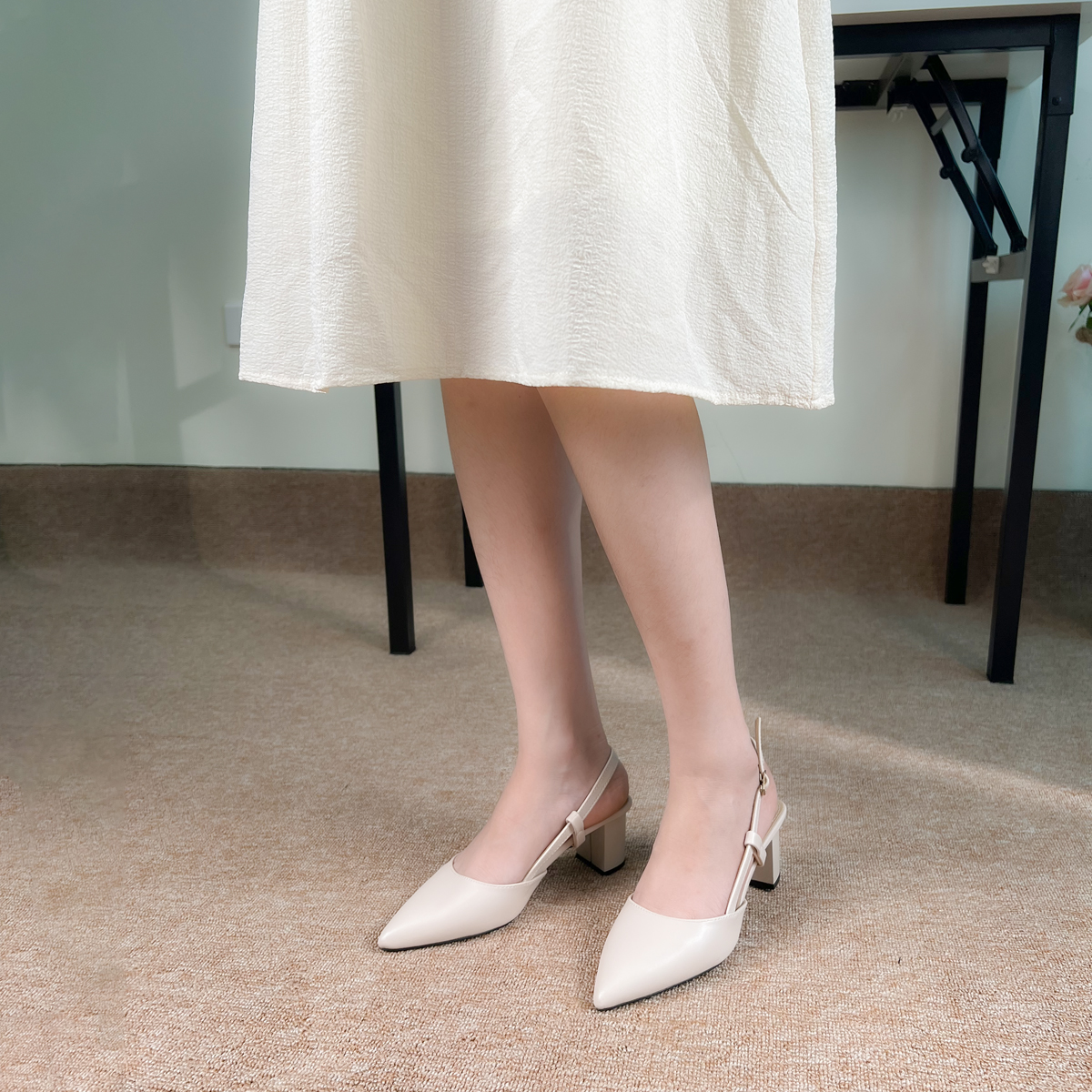 Mô tả Giày Sandal 5cm Cao Gót Nữ Công Sở Mũi Nhọn, Guốc Nữ Đế Vuông Quai Sau Da Thật Cao Cấp N05A8 - 5