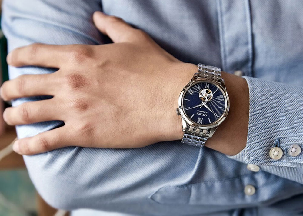 Mô tả Đồng Hồ Nam Citizen Automatic Dây Thép Không Gỉ NH9130-84L - Mặt Xanh (Sapphire) - 2