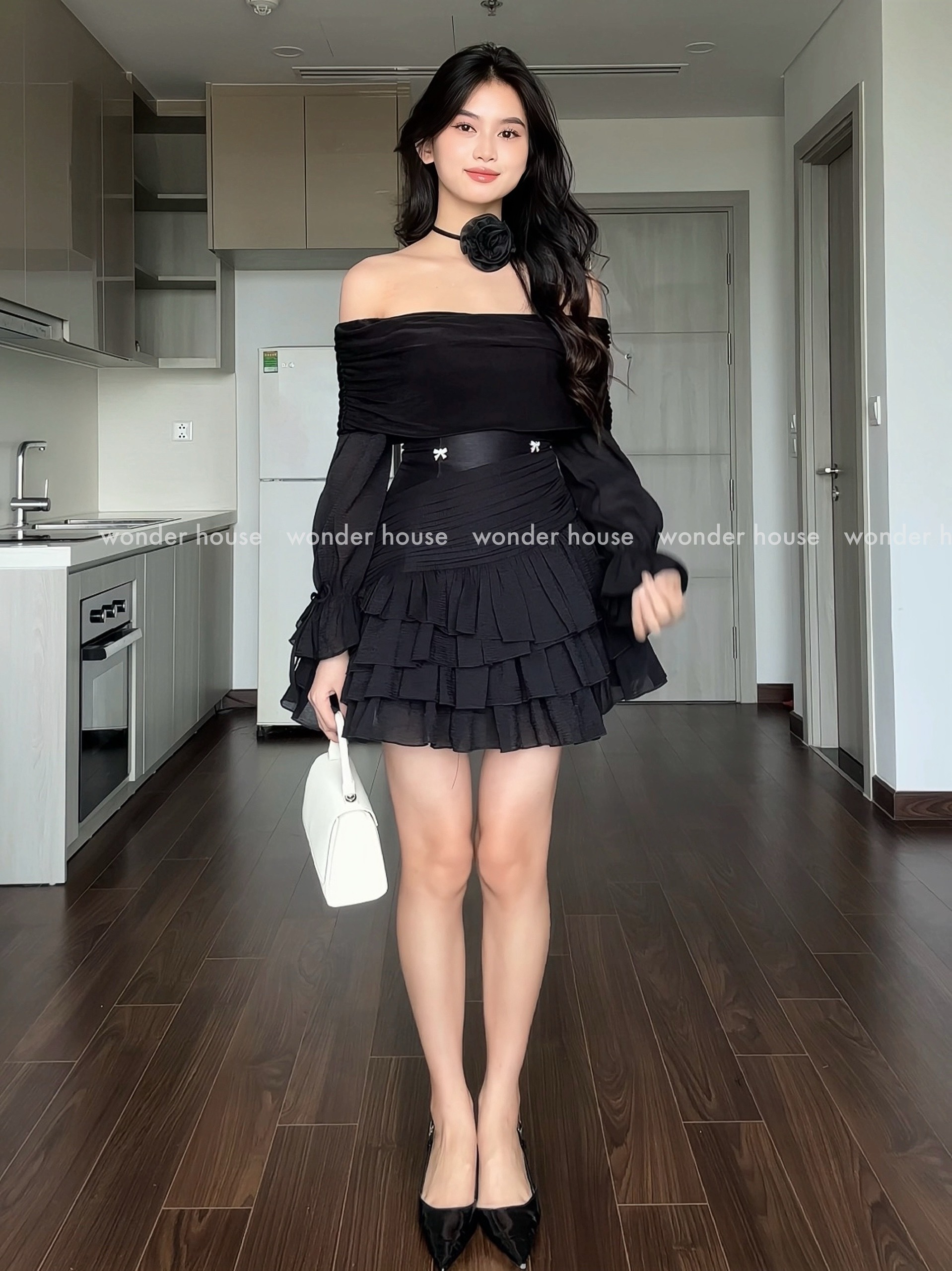 Mô tả Dolly Dress Wonderhouse Đầm trễ vai tay dài dáng xòe chất vải dày dặn dự tiệc dạo phố sang trọng, nữ tính - 2