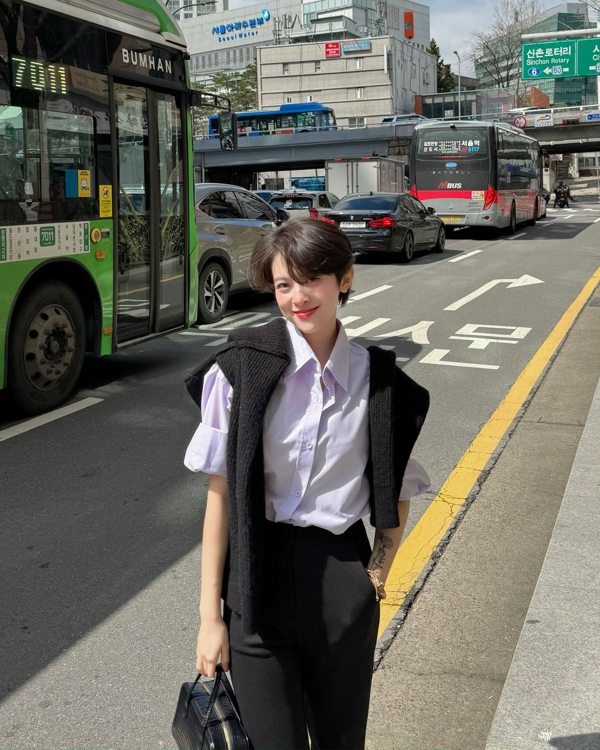 Mô tả Áo sơ mi nữ GILLEE sơ mi dáng oversized, sơ mi form rộng vải kate Mỹ tone tím sang trọng, quý phái - 8