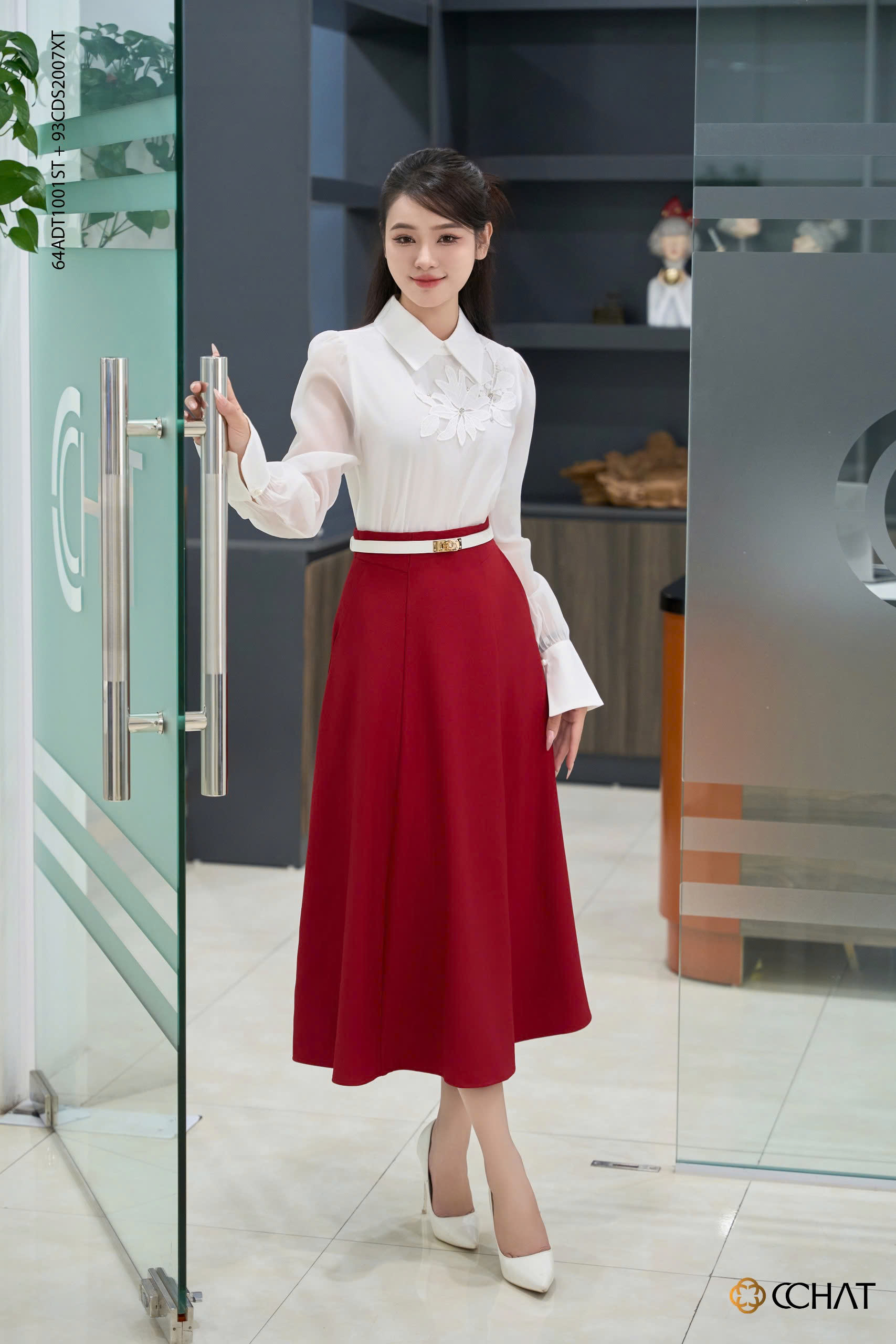 Mô tả Chân Váy 𝐂𝐂𝐇𝐀𝐓 Kiểu Cạp Bổ 7 Mảnh Dáng Xòe Chất Tuytsi Mềm Mịn 93CDS2007XT - 1