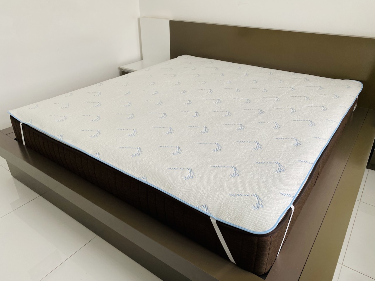 Mô tả Tấm lót chống thấm cho người già LONGLIFE size giường 1,2x2m - 1,4x2m - 1,6x2m - 1,8x2m - 2,2x2m - 1