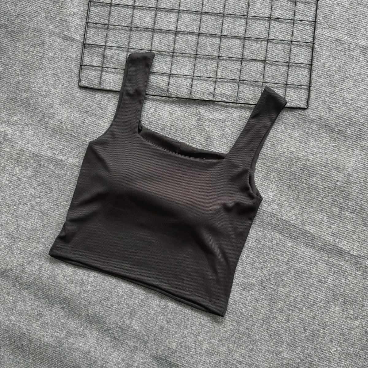 Mô tả Áo Croptop Bigsize Nữ Áo Hai Dây Bản To Có Mút Đệm Vải Thun Tăm Lạnh Co Giãn Sành Điệu G248 - 3