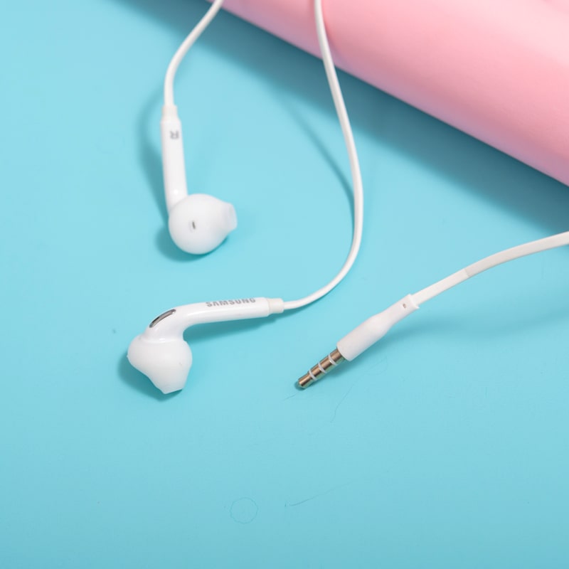 Mô tả Tai nghe Samsung - Lỗi 1 đổi 1 - jack 3.5mm phân phối chính hãng (Dùng được cho các dòng điện thoại khác) - 3