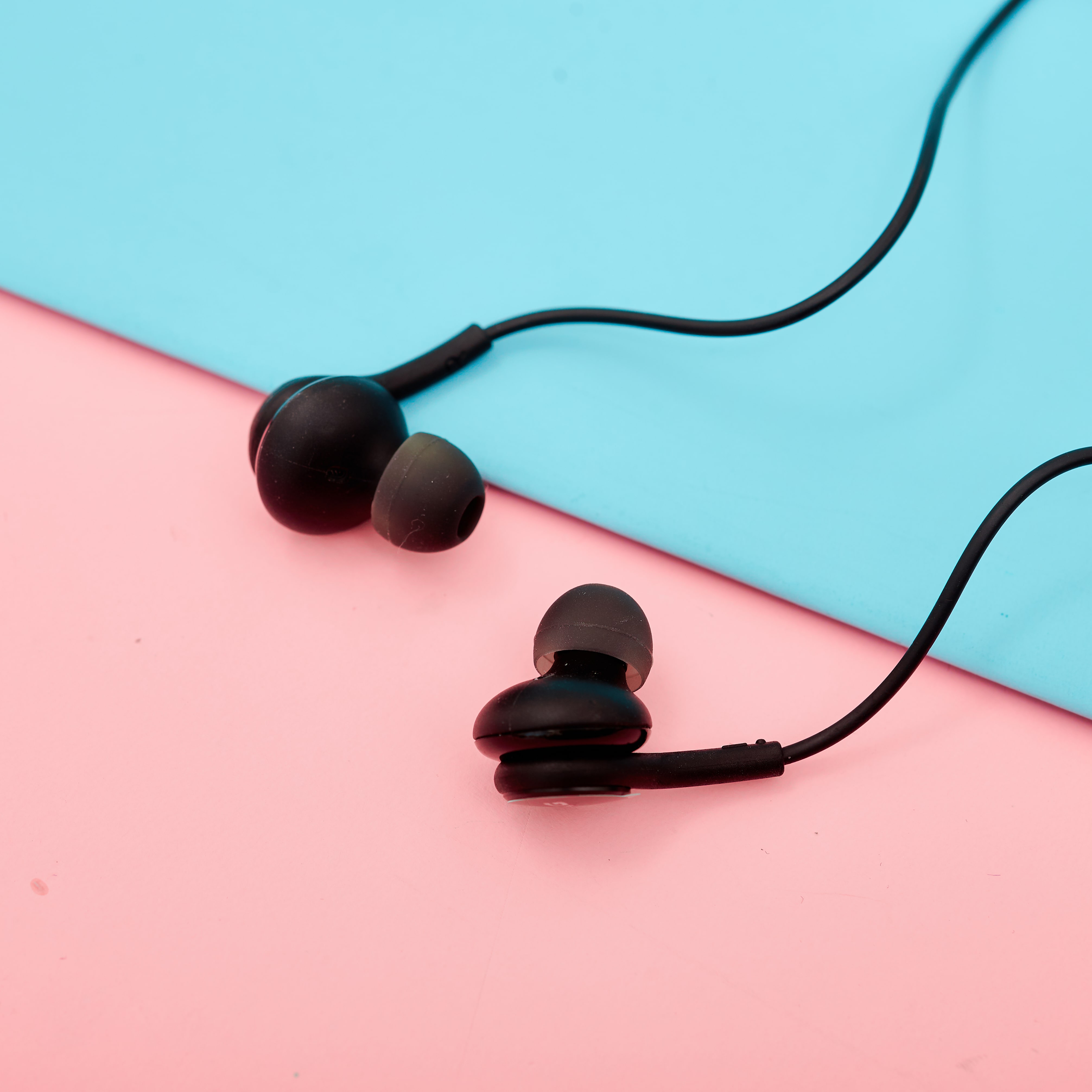 Mô tả Tai nghe AKG cho Samsung Galaxy S10 - Hàng Chính Hãng - 3