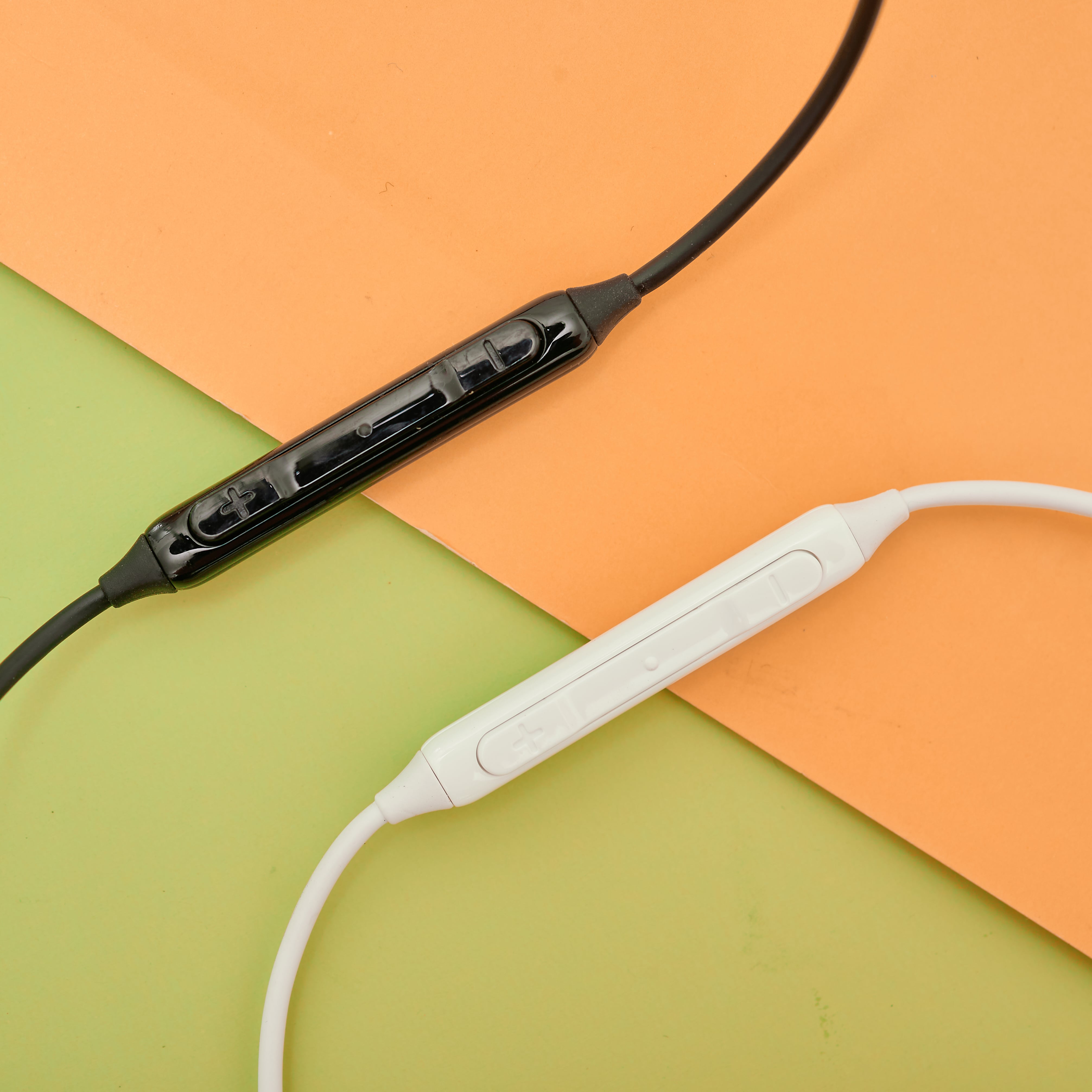 Mô tả Tai nghe AKG cho Samsung Galaxy S10 - Hàng Chính Hãng - 8