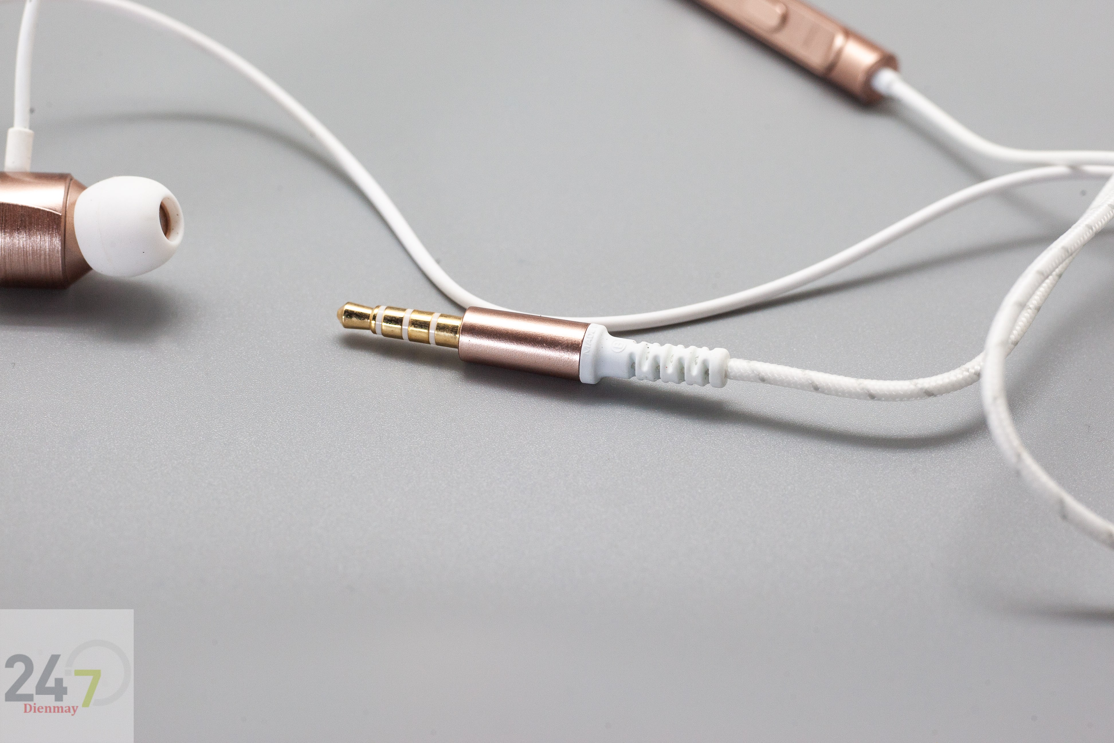 Mô tả Tai nghe Zin LG V10 QuadBeat 3 Tuned by AKG - Hàng chính hãng - 3