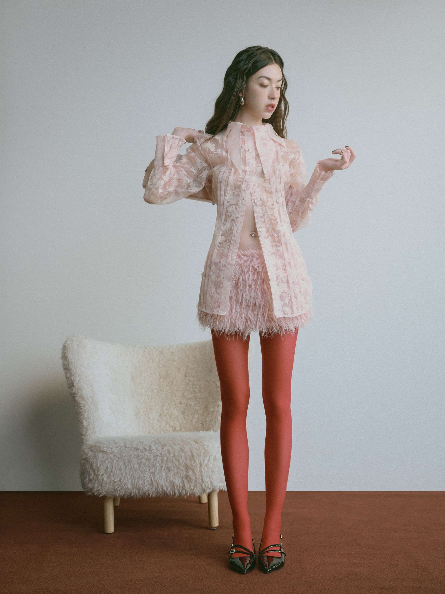 Mô tả DEAR JOSÉ - Áo sơ mi cổ cánh hồ điệp vải organza hồng - Mothra - 7