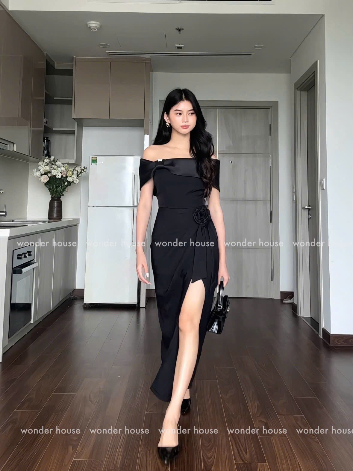 Mô tả Vivian Dress Wonderhouse Đầm trễ vai dáng dài xếp ly chất vải dày dặn dự tiệc sang chảnh, dạo phố nữ tính - 2