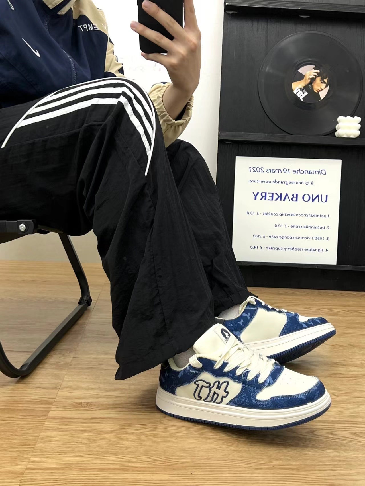 Mô tả Giày sneaker nam nữ unisex HLA Jeans màu trắng xanh chính hãng, kiểu dáng thời trang đơn giản thoáng khí, đế cao su êm m - 3