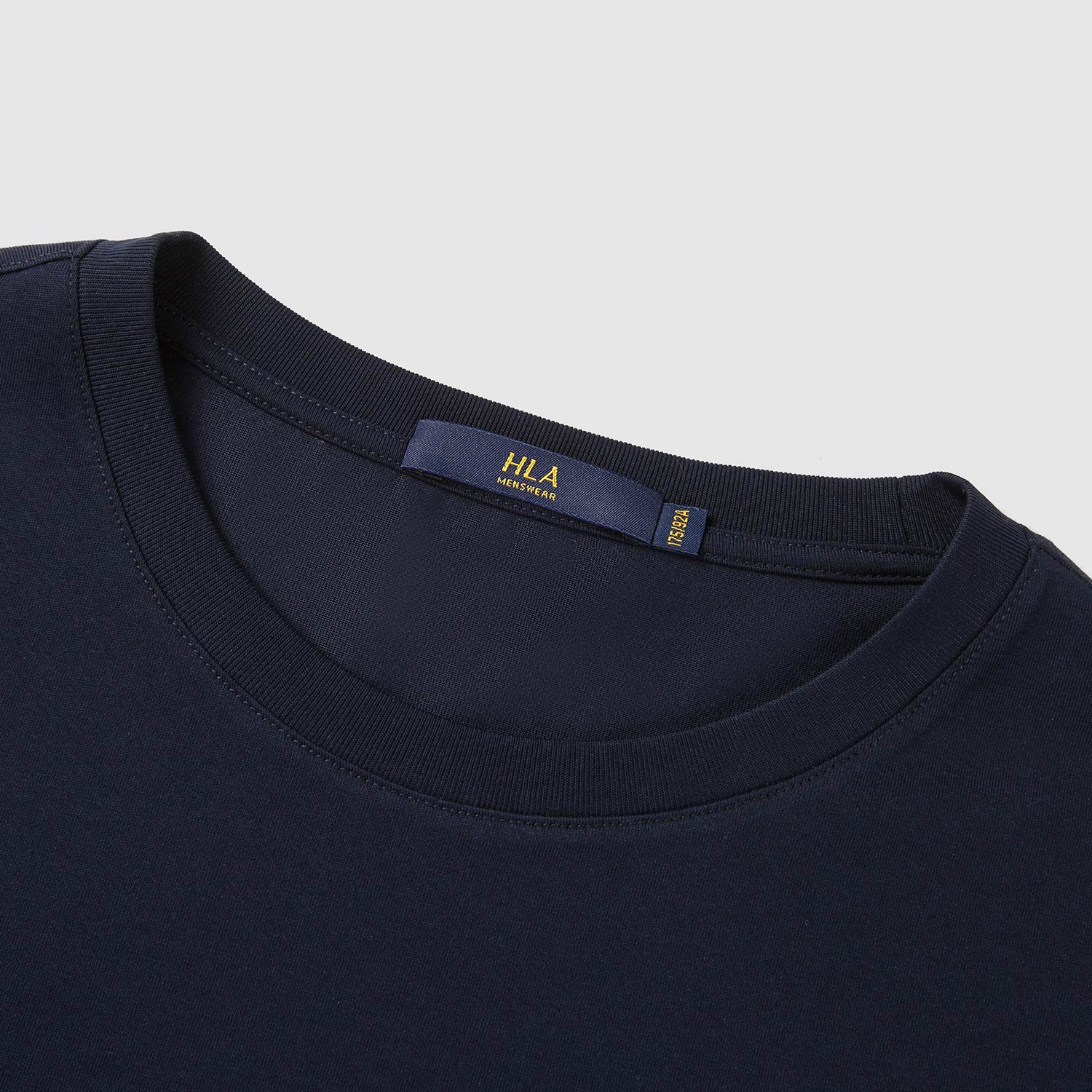Mô tả Áo thun nam HLA ngắn tay xanh navy logo in hoạt hình Cotton Cool Embroidery Printed T-shirt - 3