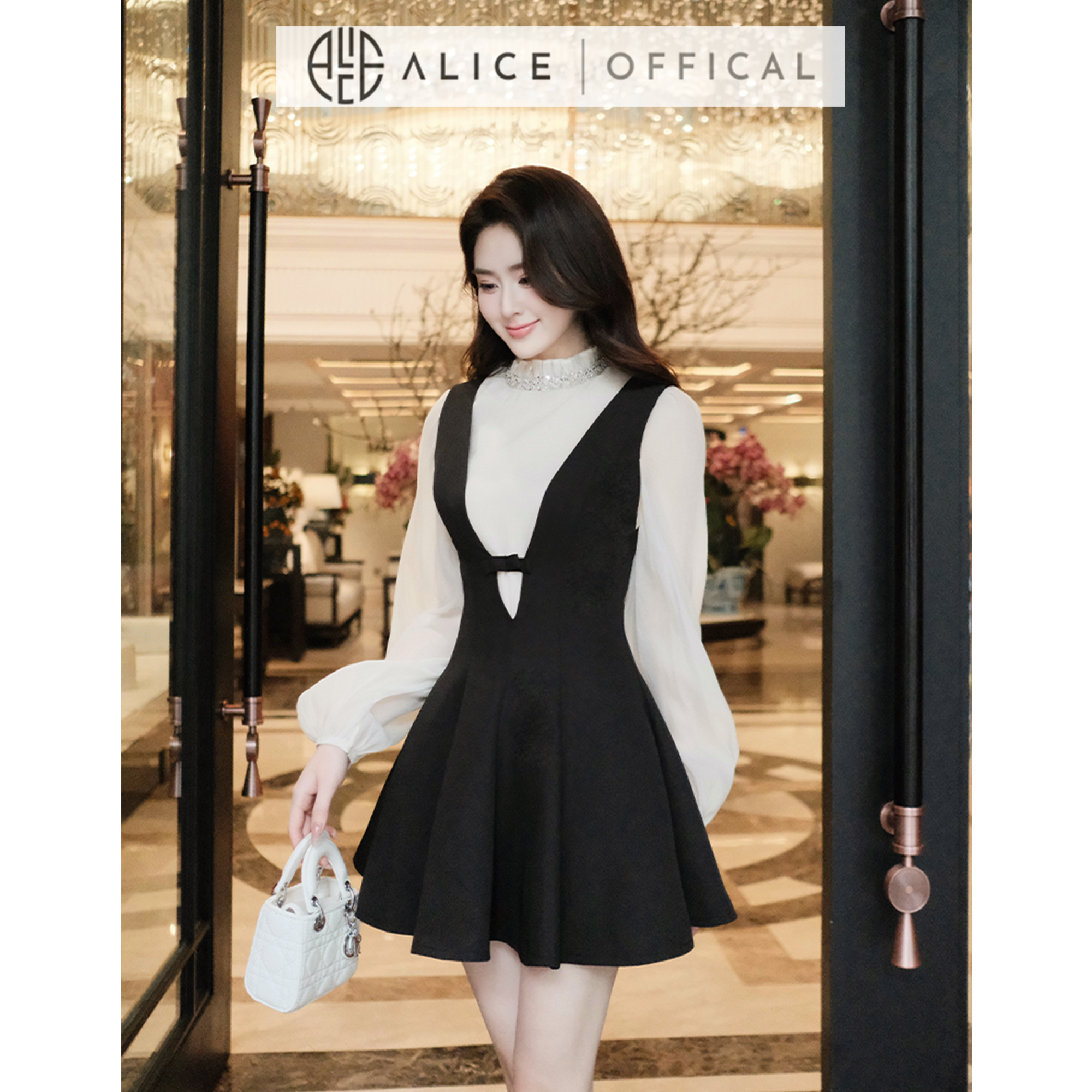 Mô tả Set Váy Nữ Tiểu Thư Alice, Váy Yếm Ôm Eo Chất Chéo Rubi Dáng Xòe Ngắn Phối Áo Tơ Xốp Cổ Đính Đá Tay Bồng S831 - 1