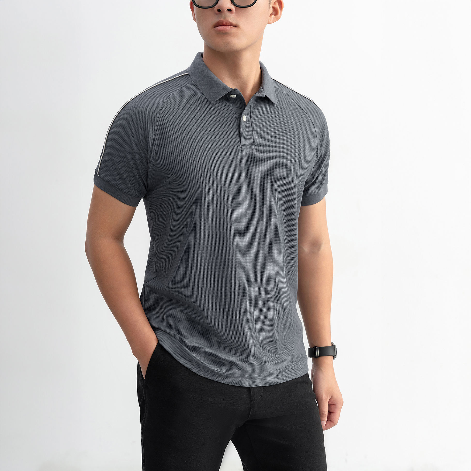 Mô tả Áo polo nam Beehive Raglan vải cotton tổ ong phối màu neutral thanh lịch LEEVUS APL333 - 1