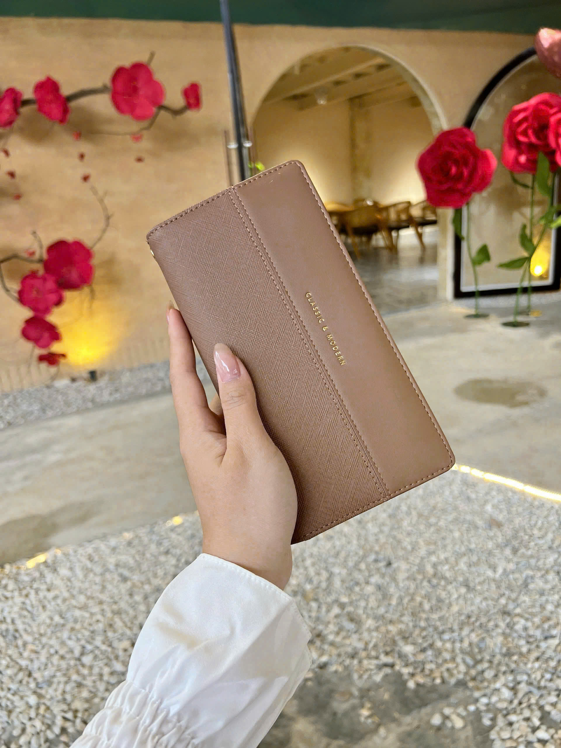 Ví Nữ Dài Cầm Tay TAILIAN TL88 - Màu Be Nâu