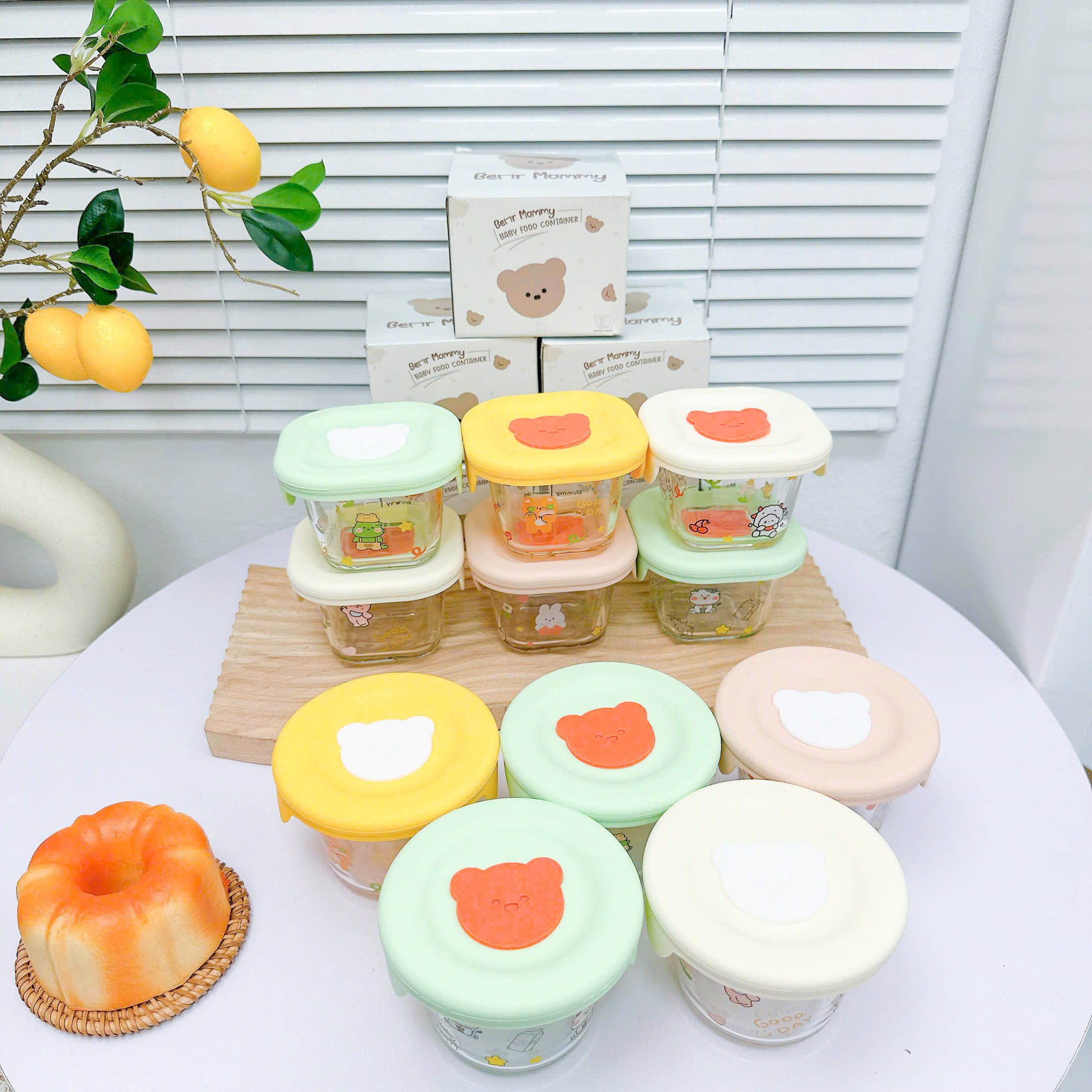 Mô tả Hũ thủy tinh trữ đông đồ ăn dặm cho bé KidAndMom Bear Mommy có nắp đậy slicon,vạch chia ml tiện lợi chứa tới 240ml - 12