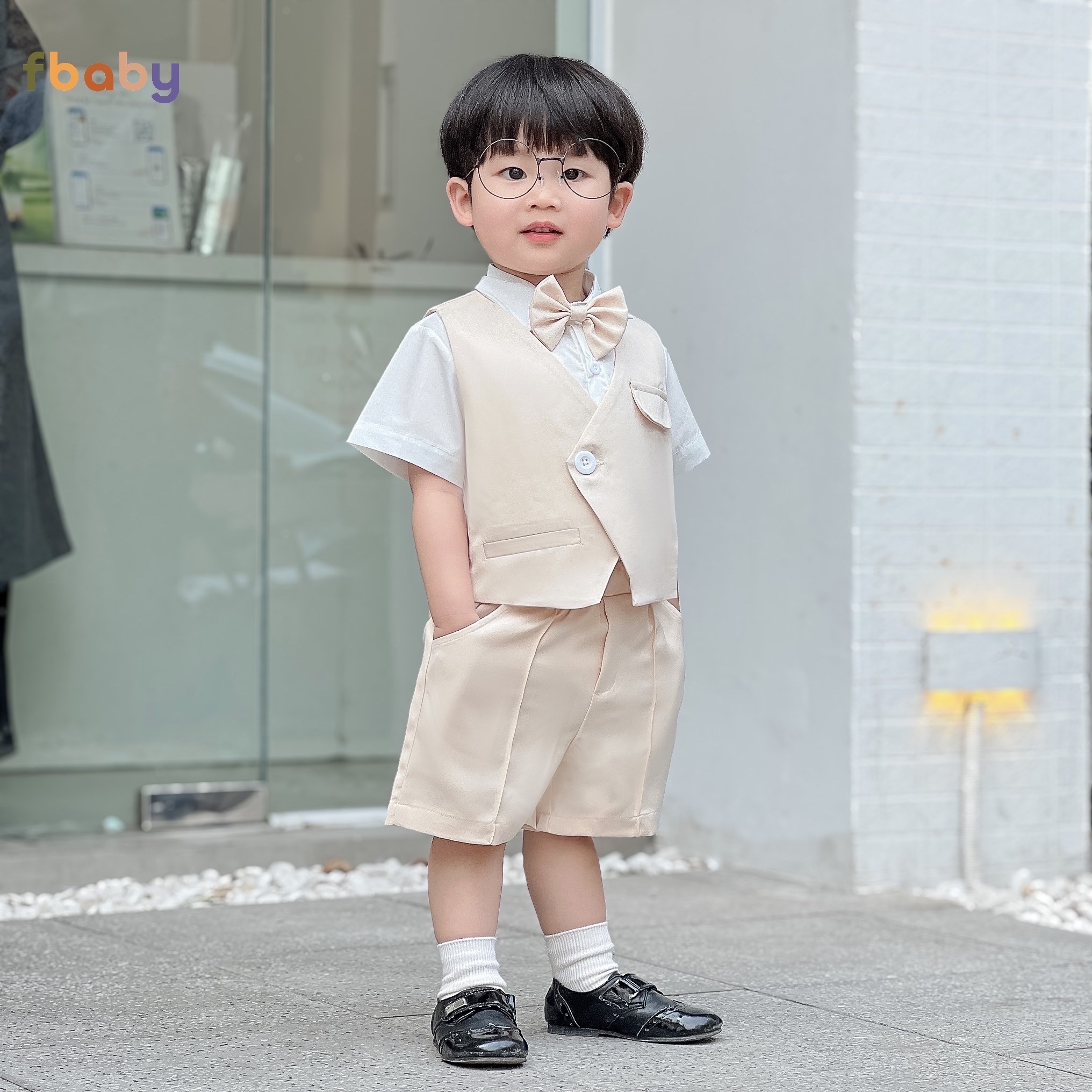 Mô tả Set Bộ Gile Bé Trai Fbaby Cộc Tay 1 Khuy Kèm Sơ Mi, Nơ 2 Màu Thiết Kế Sang Trọng, Lịch Sự Phong Cách Hàn Quốc - 2