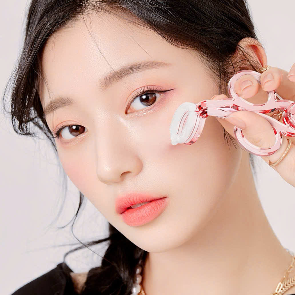 Mô tả Kẹp giữ mí mắt- Dụng cụ hỗ trợ đeo lens chuyên dụng Sky Contact Lens - 1