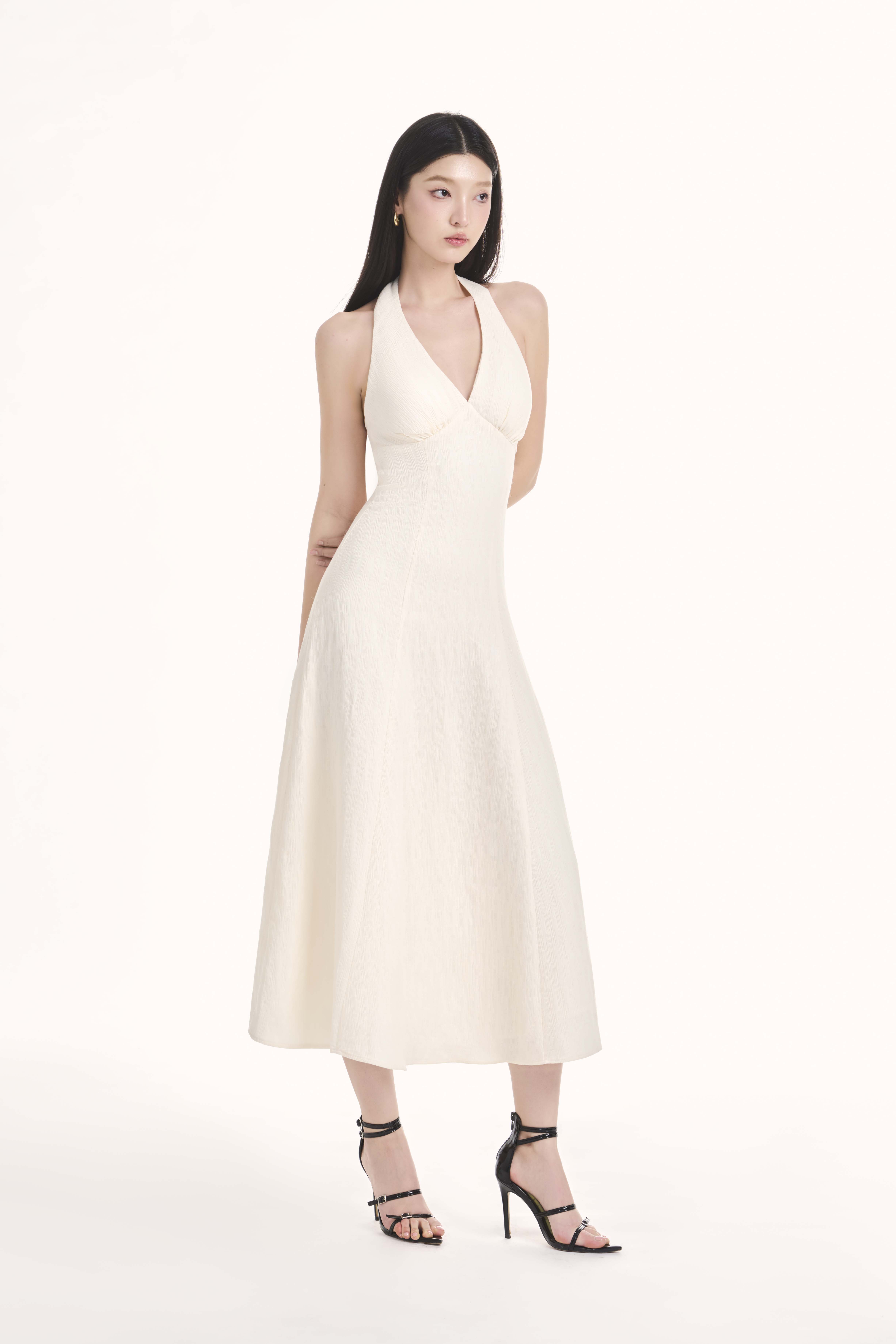 Mô tả RECHIC Đầm dài Carla cổ yếm V chiết eo dáng xòe hở lưng sang trọng - 8