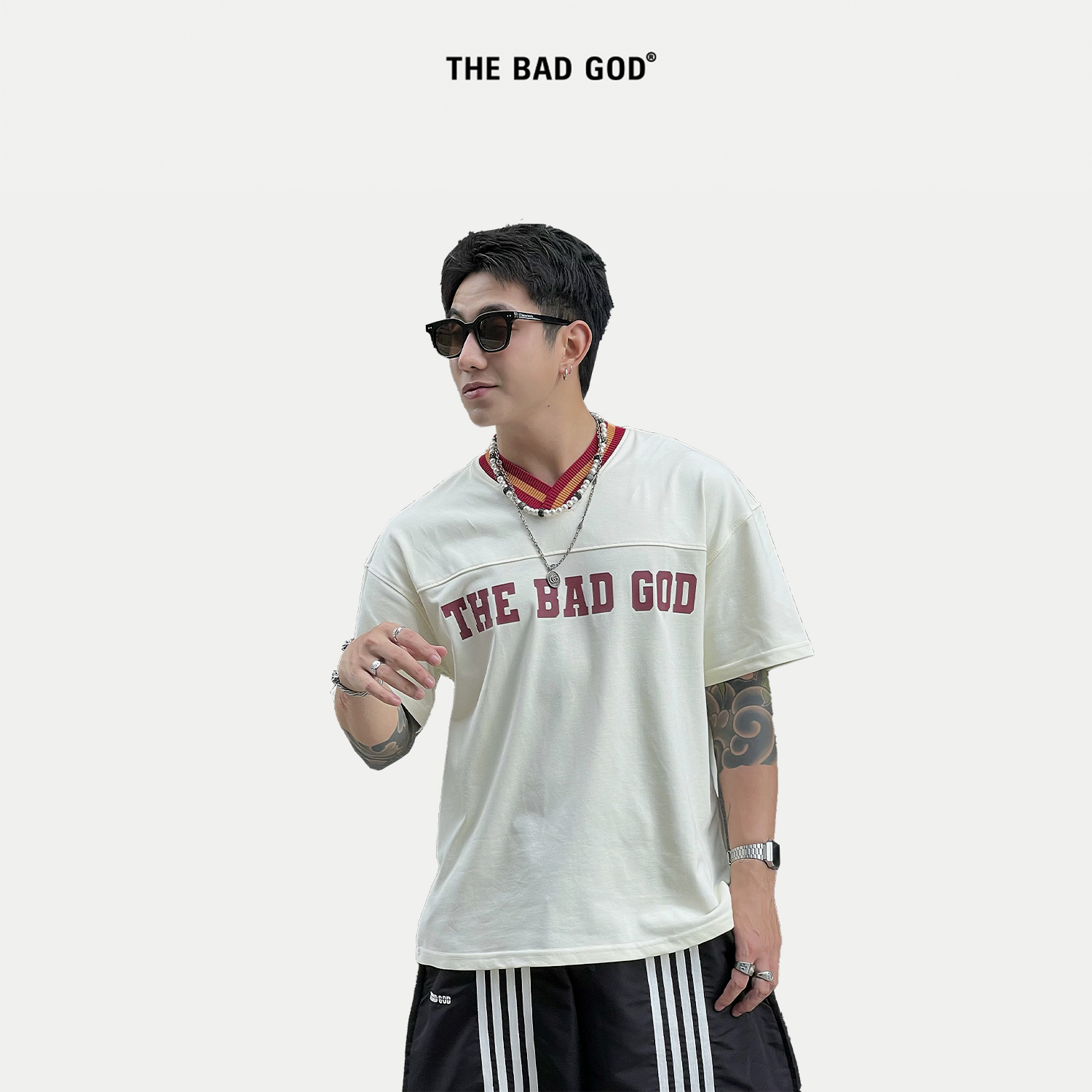 Mô tả Áo Thun The Bad God Rascal cổ V thời trang nam nữ cotton thoáng mát - 1