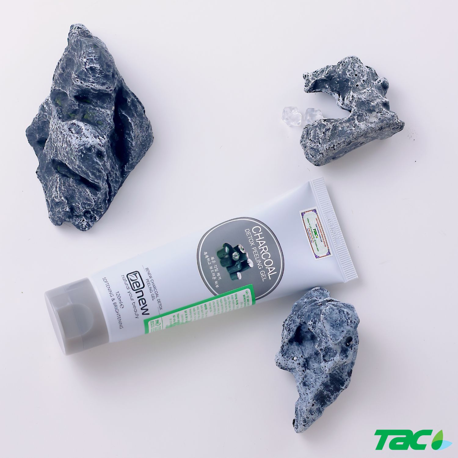 Mô tả Tẩy tế bào chết Than hoạt tính thải độc cho da Benew Charcoal Detox Peeling Gel TAC 120ml - 1