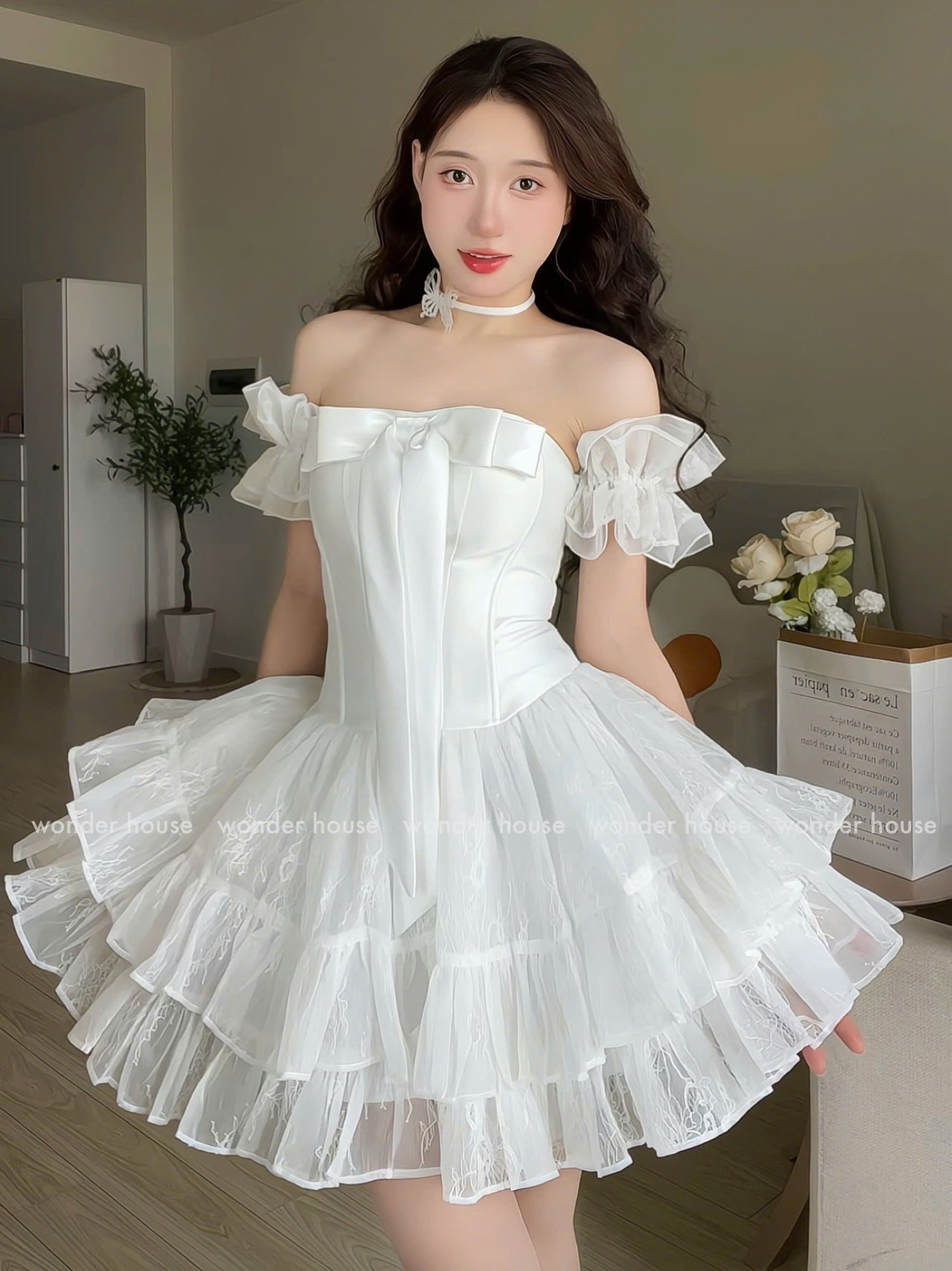 Mô tả Levi Dress Wonderhouse Đầm thiết kế dáng xòe công chúa chất vải dày dặn dự tiệc, dạo phố nữ tính sang trọng - 1