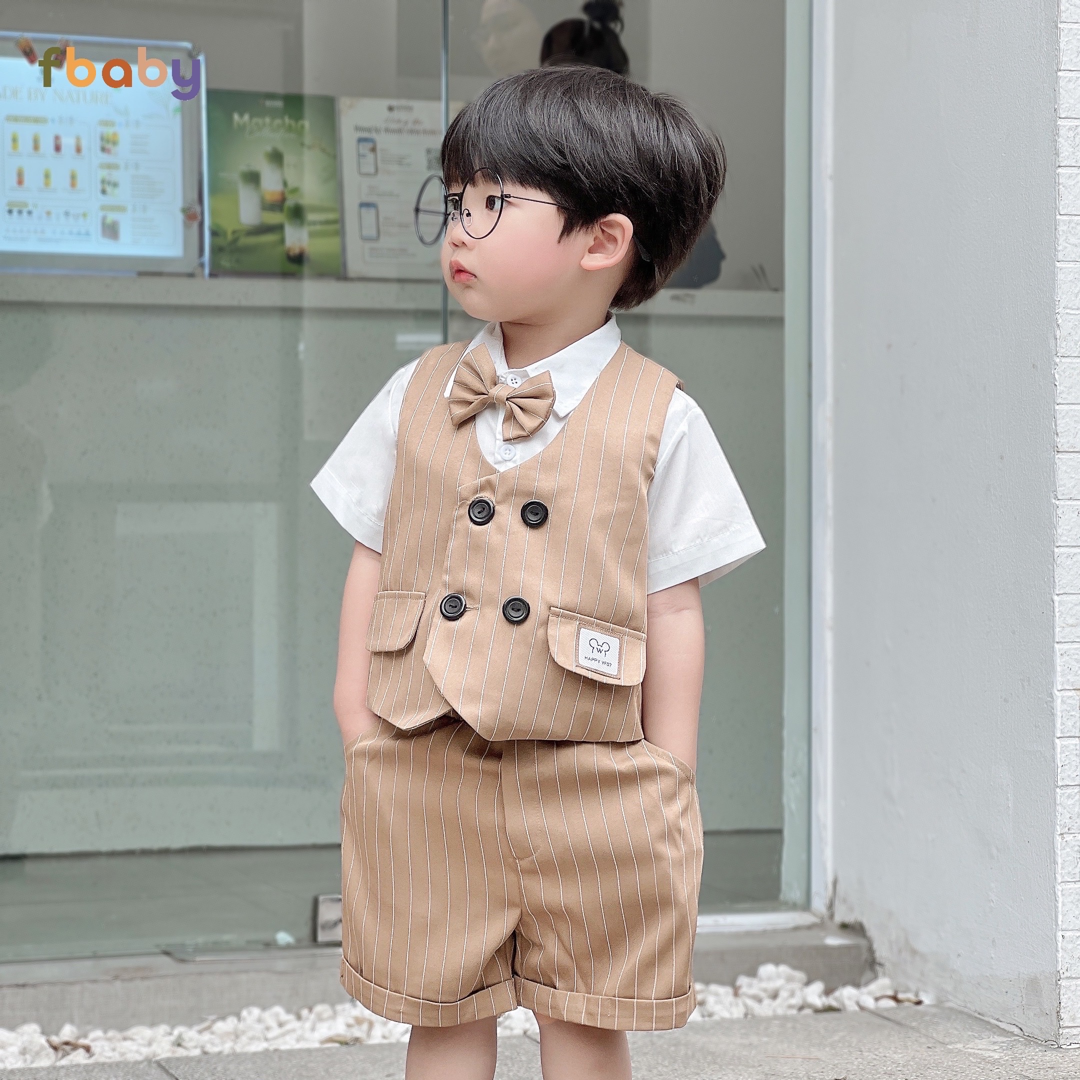 Mô tả Bộ Gile Cộc Tay Bé Trai Fbaby Kẻ Sọc 4 Khuy Kèm Sơ Mi Và Nơ Vest Phong Cách Công Tử Hàn Quốc Dự Tiệc, Đi Chơi, Thôi Nôi - 3