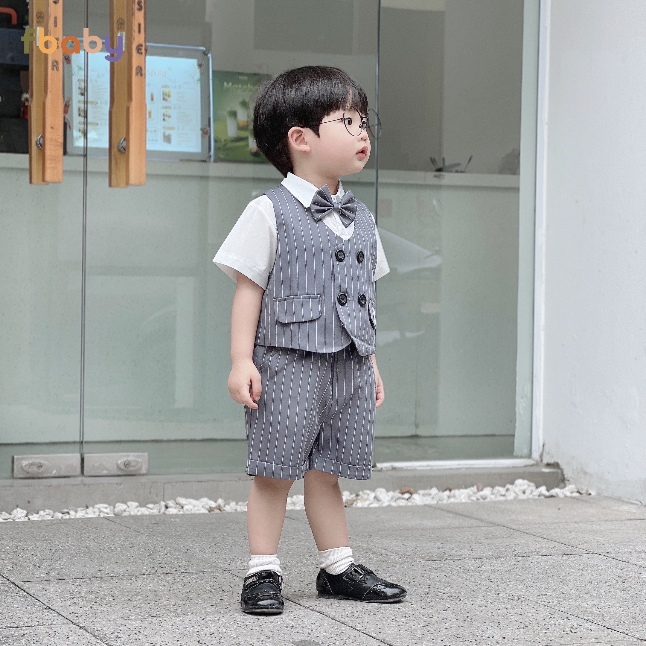 Mô tả Bộ Gile Cộc Tay Bé Trai Fbaby Kẻ Sọc 4 Khuy Kèm Sơ Mi Và Nơ Vest Phong Cách Công Tử Hàn Quốc Dự Tiệc, Đi Chơi, Thôi Nôi - 6