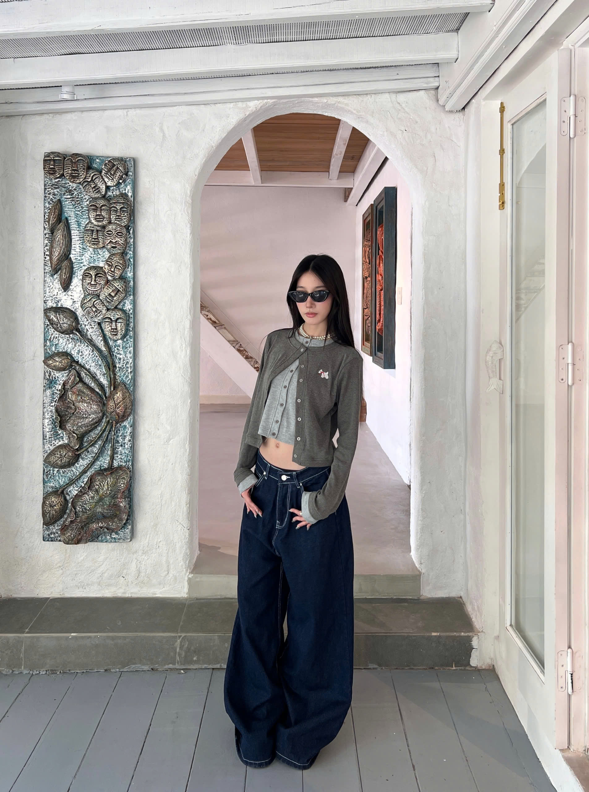 Mô tả 𝐊𝐈𝐋𝐋 𝐒𝐘𝐒𝐓𝐄𝐌 - Áo cardigan phối layer hai màu thun gân WESTIE hình thêu cún con - 6