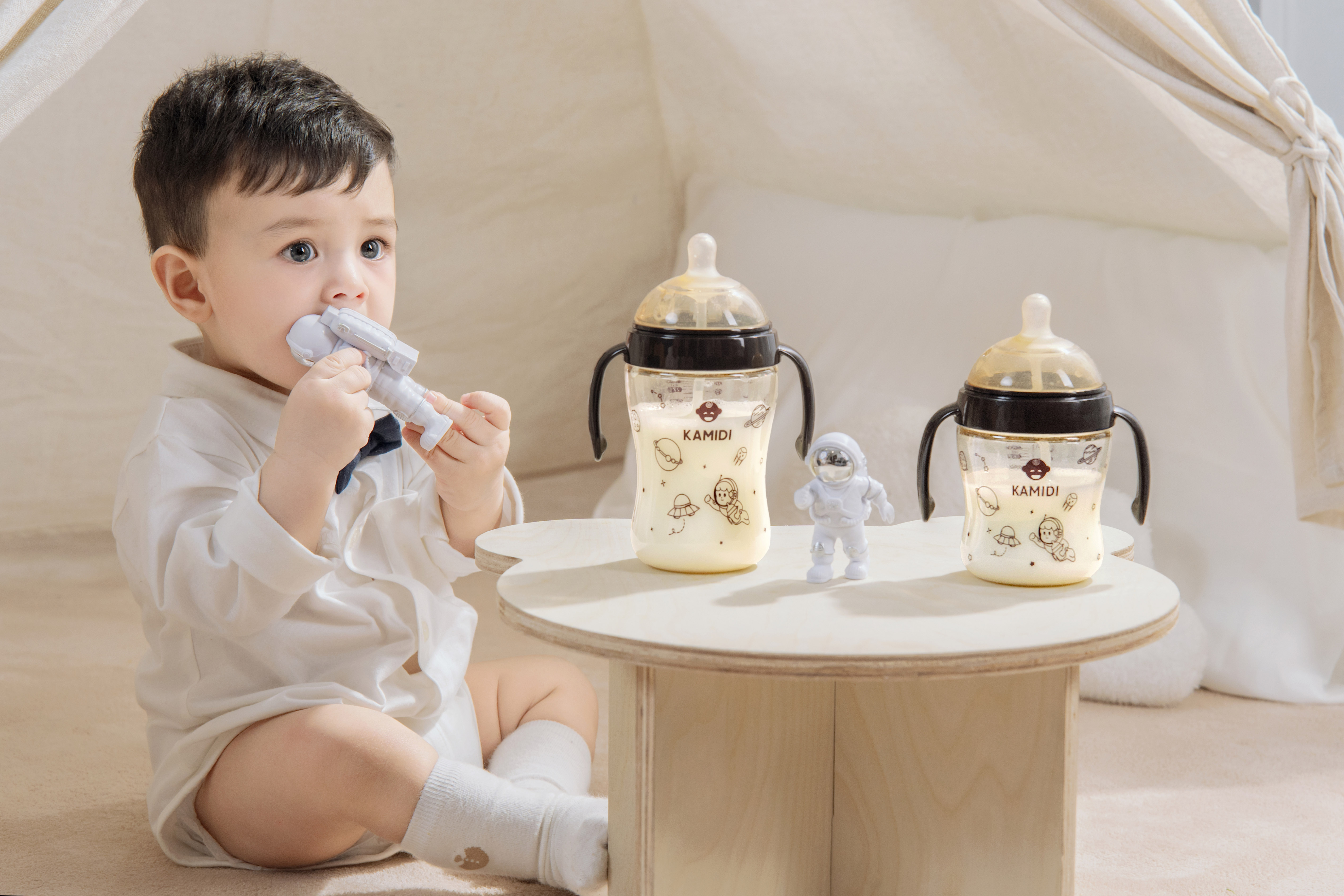 Mô tả Bình Sữa Kamidi Chất Liệu PPSU Họa Tiết Galaxy Dung Tích 210ml/300ml - 2