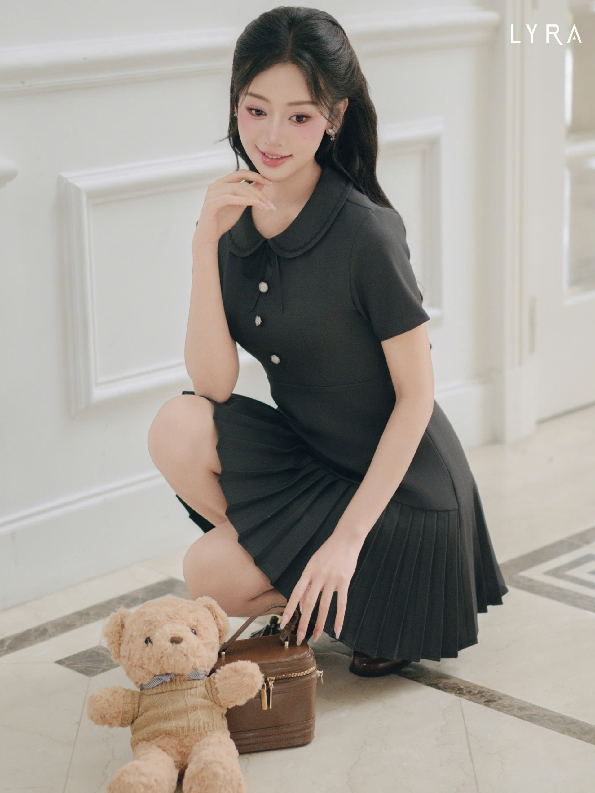 LYRA | DESIGN - Váy thiết kế cổ sen xếp ly phối nơ, màu sắc tôn da ...