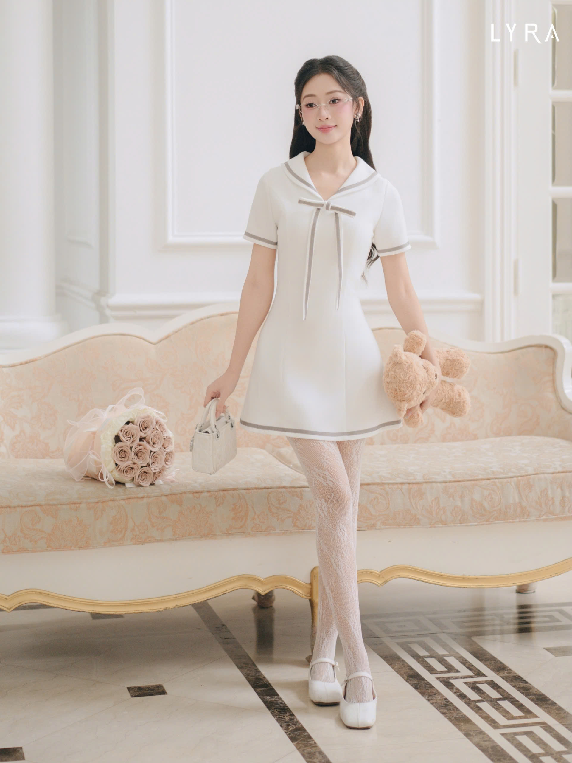 Mô tả LYRA DESIGN - Váy Đầm Nữ Ngắn Tay Thiết Kế LYRA Cổ Thuyền Gắn Nơ Style Hàn Quốc Thanh Lịch Nữ Tính - LWNVD032 - 3