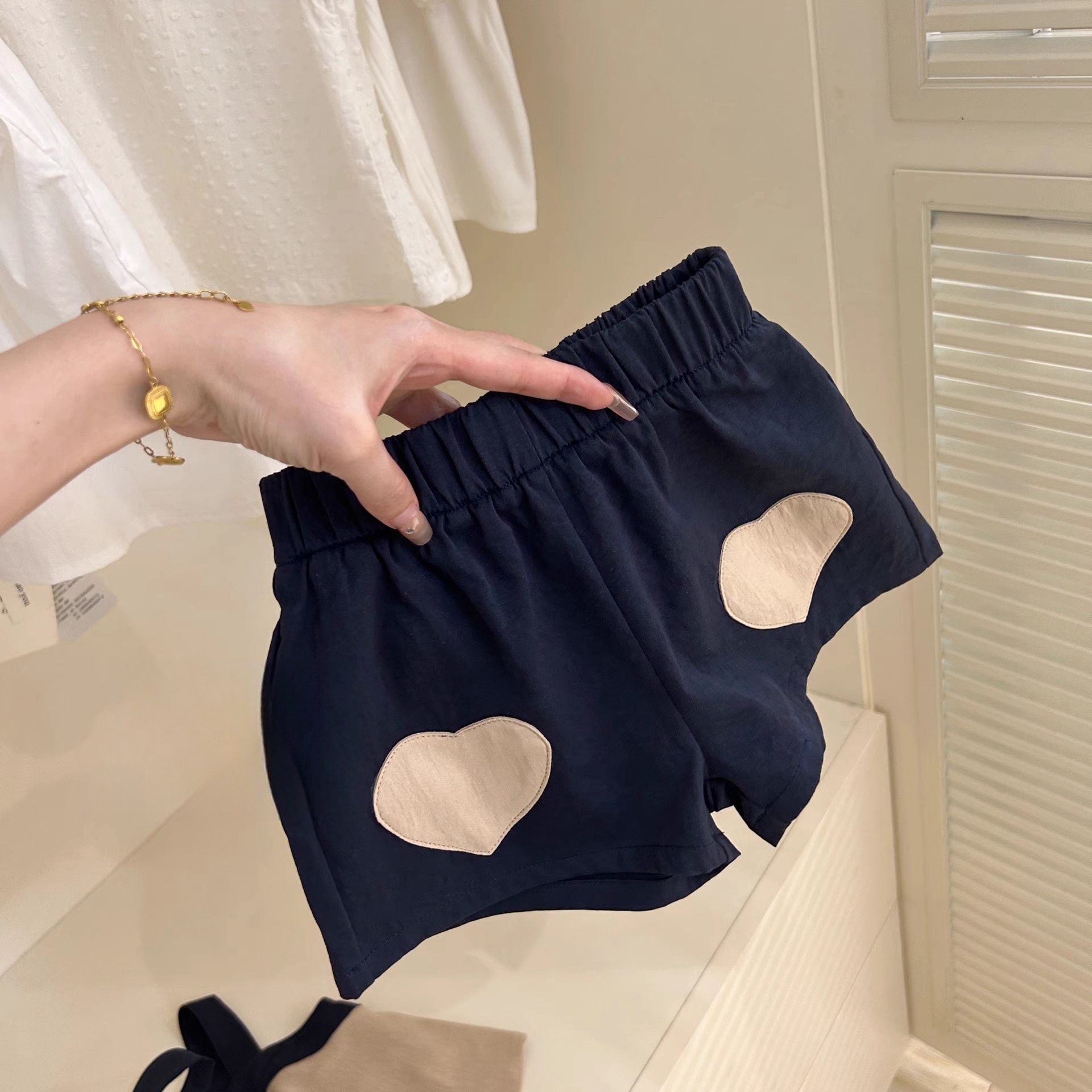 Mô tả Set Bộ Áo 2 Dây Crop-top Quần Đùi Túi Trái Tim Cho Bé Gái 1-7 Tuổi MINTSCLOSET Quảng Châu - GA2335 - 2