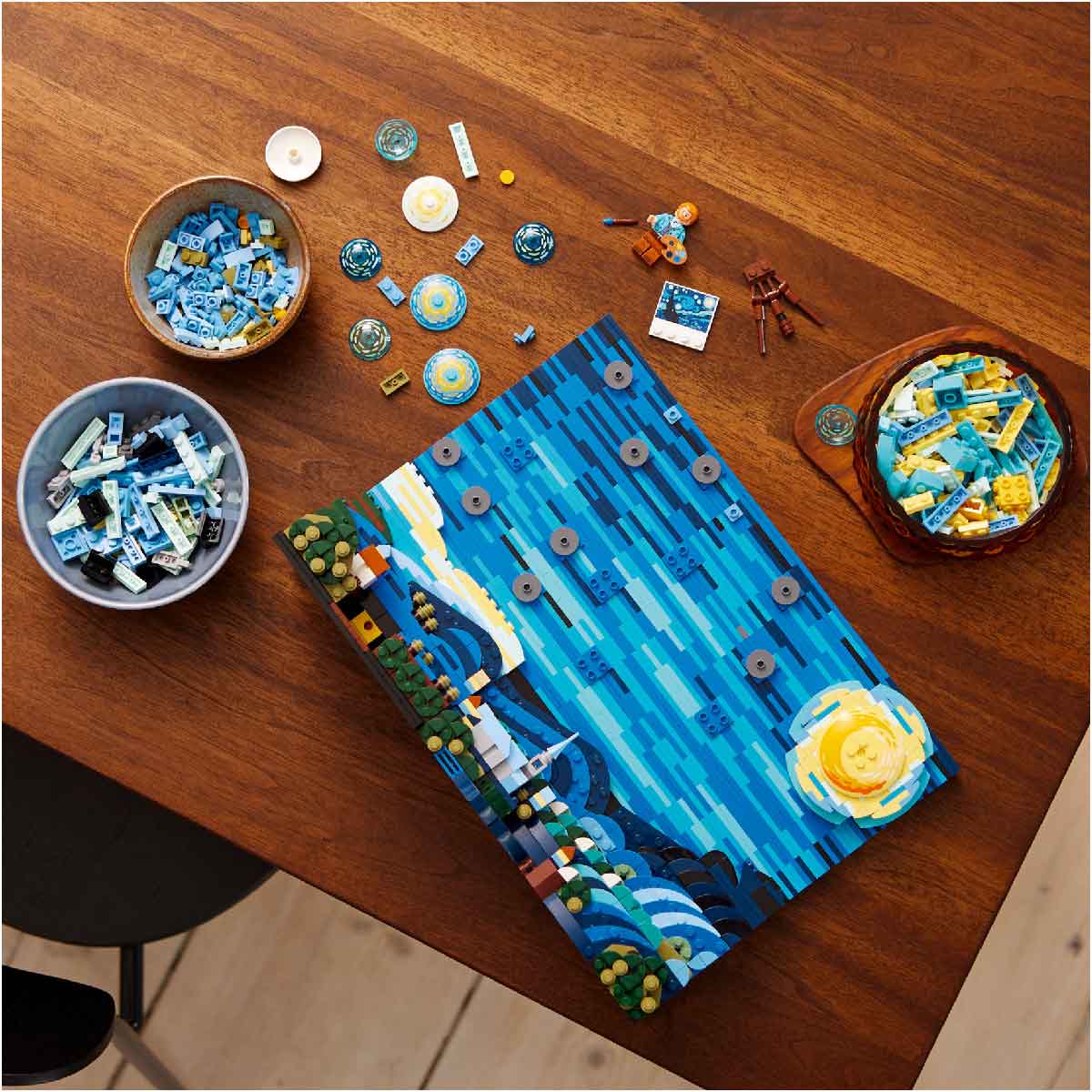 Mô tả LEGO IDEAS 21333 Đồ Chơi Lắp Ráp Đêm Đầy Sao Của Danh Họa Vincent Van Gogh (2316 chi tiết) - 8