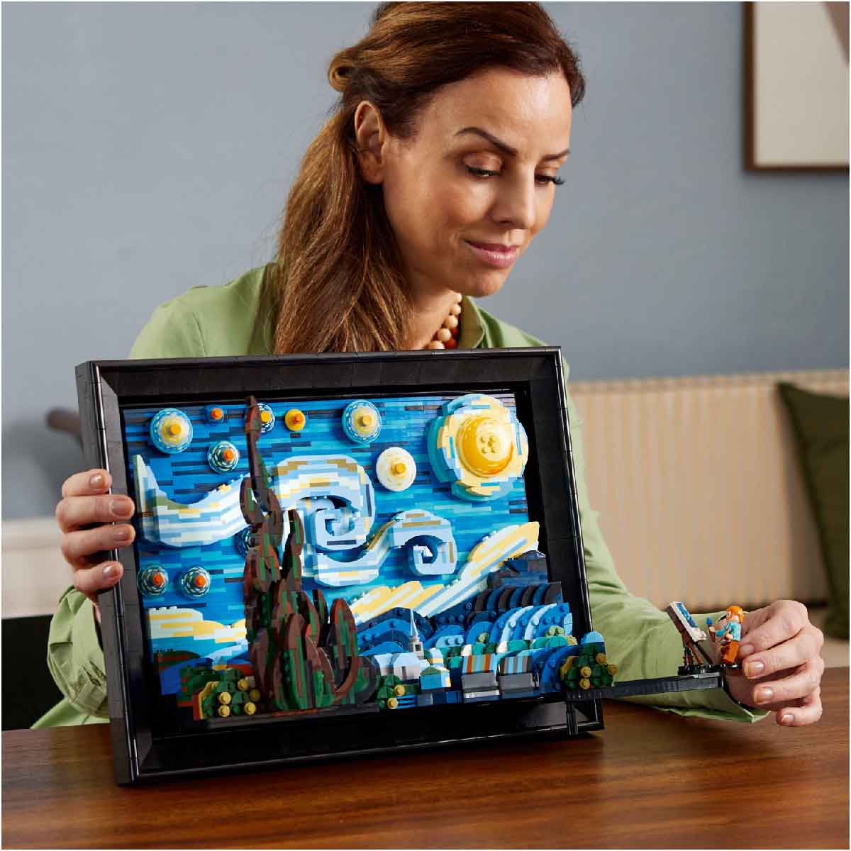 Mô tả LEGO IDEAS 21333 Đồ Chơi Lắp Ráp Đêm Đầy Sao Của Danh Họa Vincent Van Gogh (2316 chi tiết) - 9
